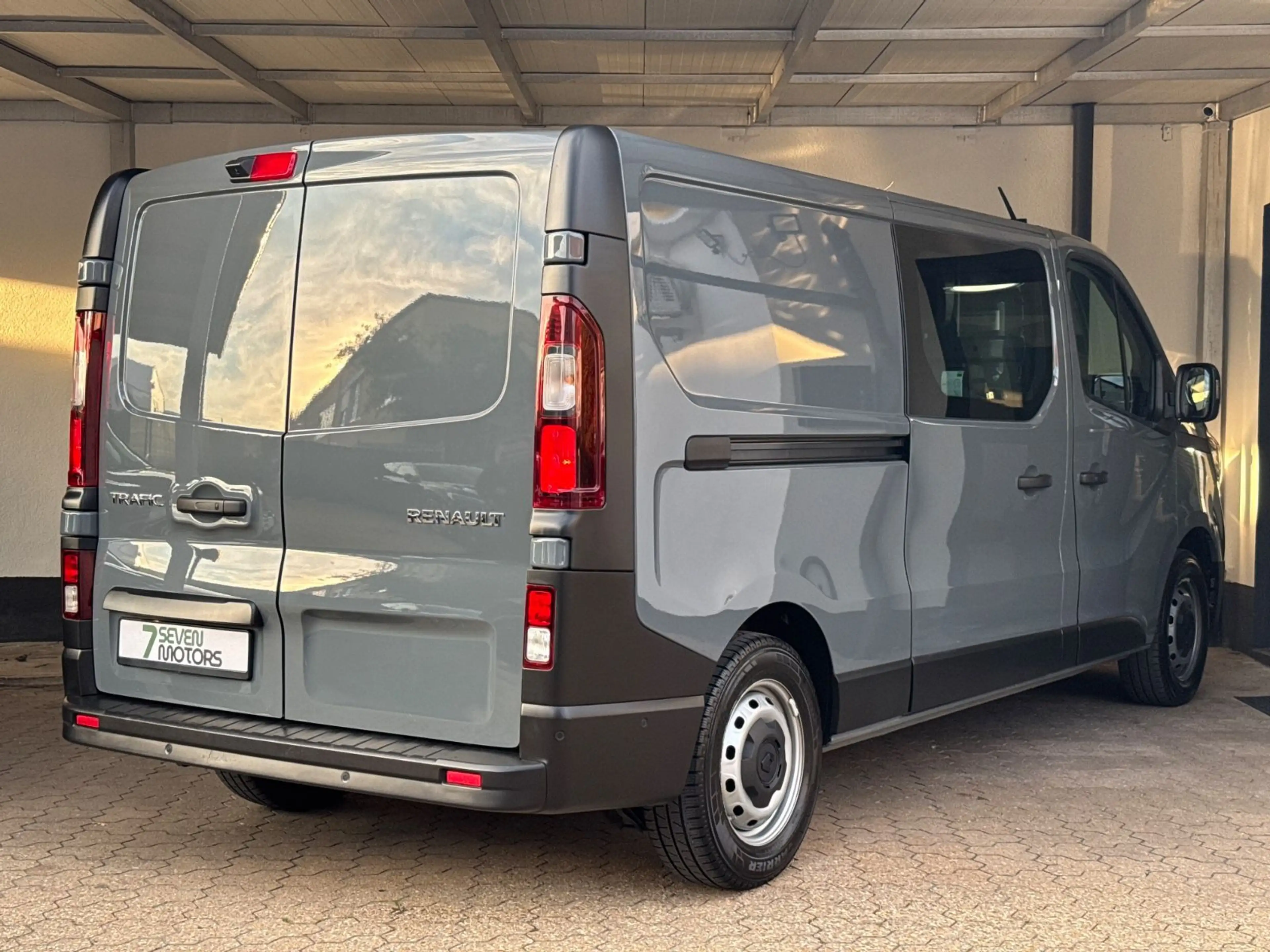 Renault Trafic Blue dCi 170 L2H1 Navi LED Kamera Tempo. — photo 3
