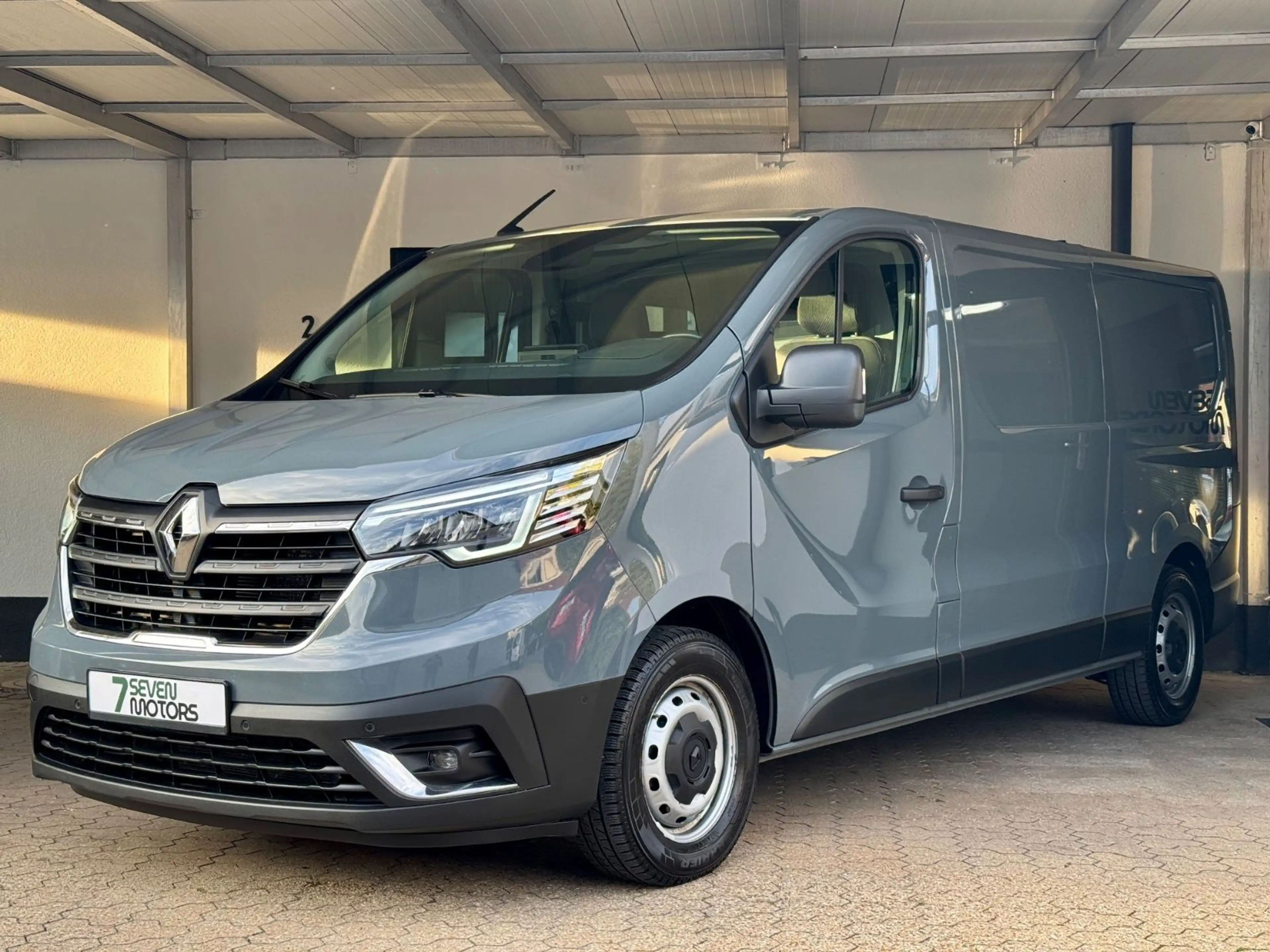 Renault Trafic Blue dCi 170 L2H1 Navi LED Kamera Tempo. — photo 2