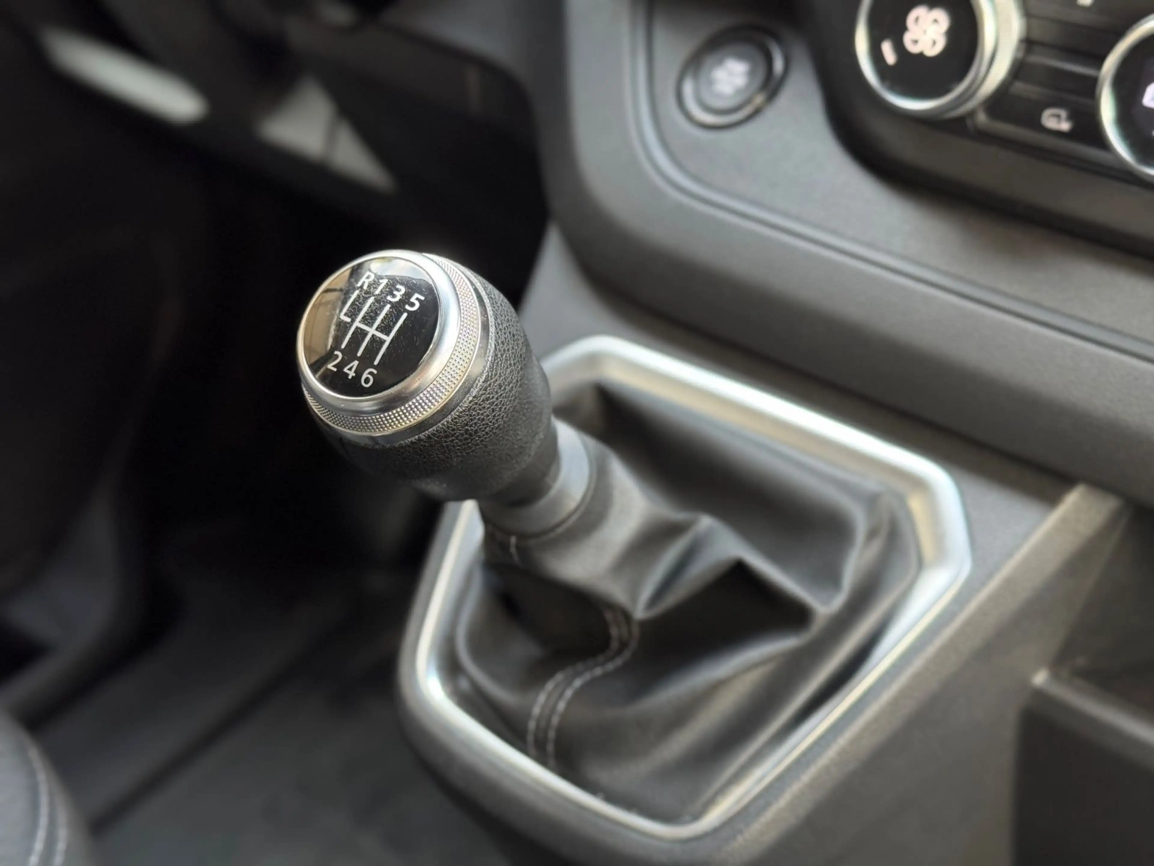 Renault Trafic Blue dCi 170 L2H1 Navi LED Kamera Tempo. — photo 12