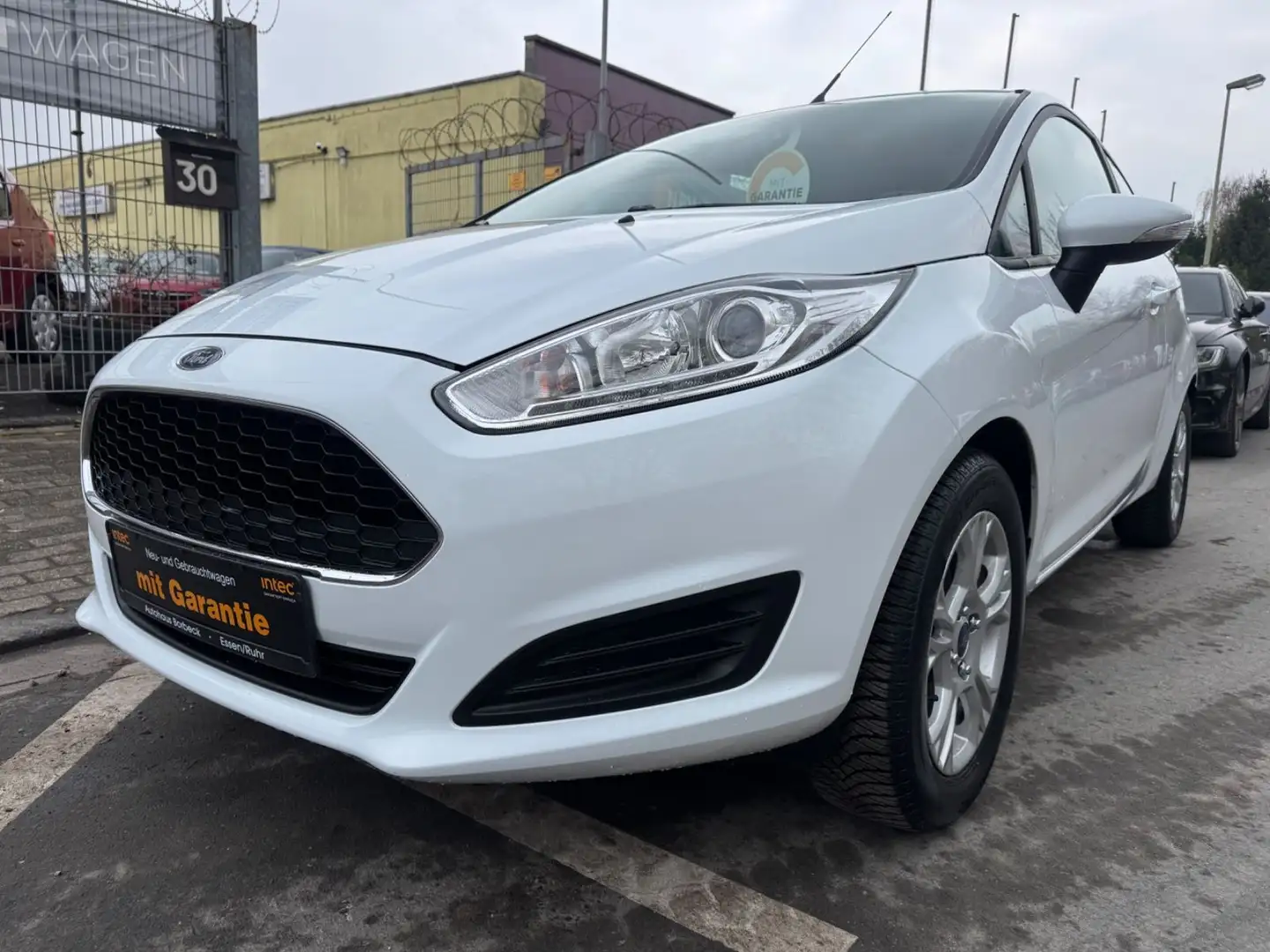 Ford Fiesta LED Klima TÜV/Service Neu Garantie 76TKM Blanc - 1