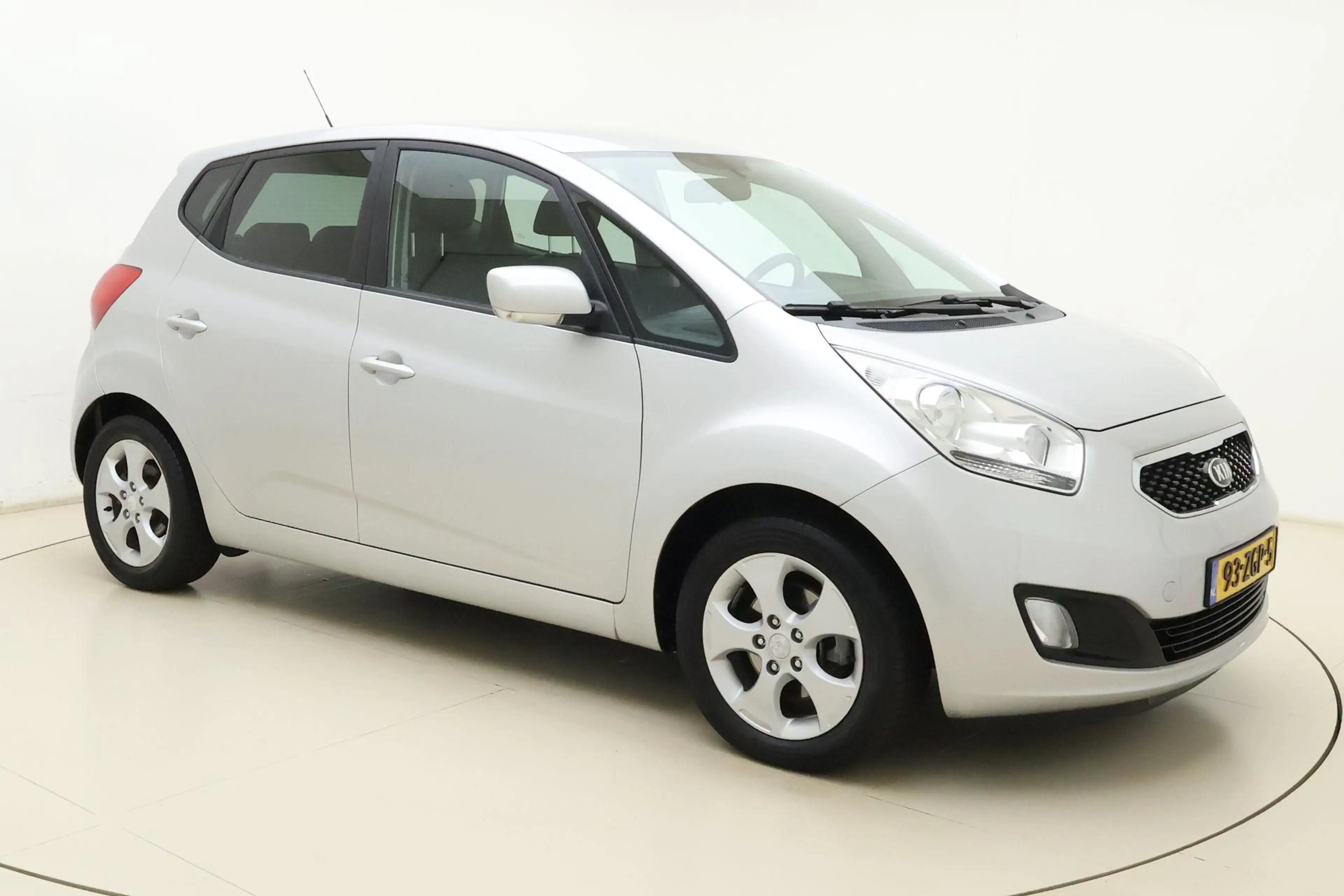 Kia Venga 1.6 CVVT Super Pack 125pk | Automaat | Climate Con — photo 8