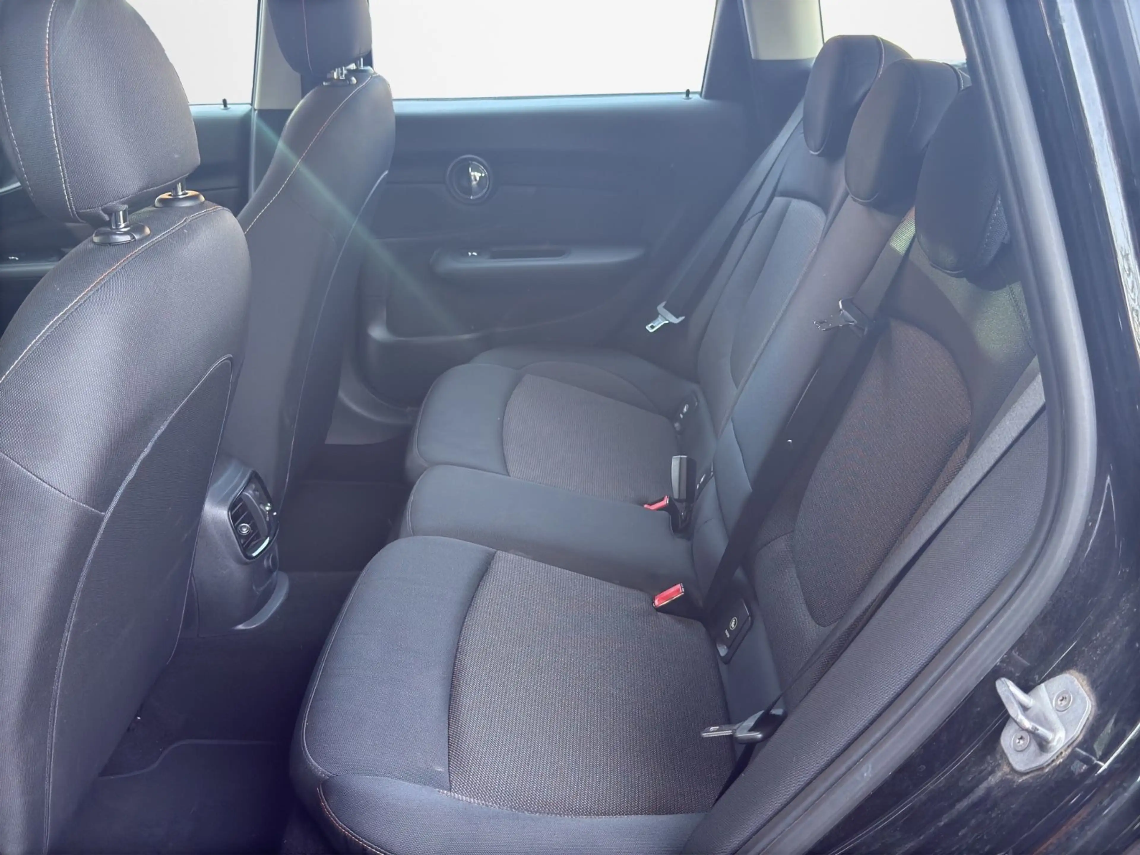 MINI One Clubman — photo 8