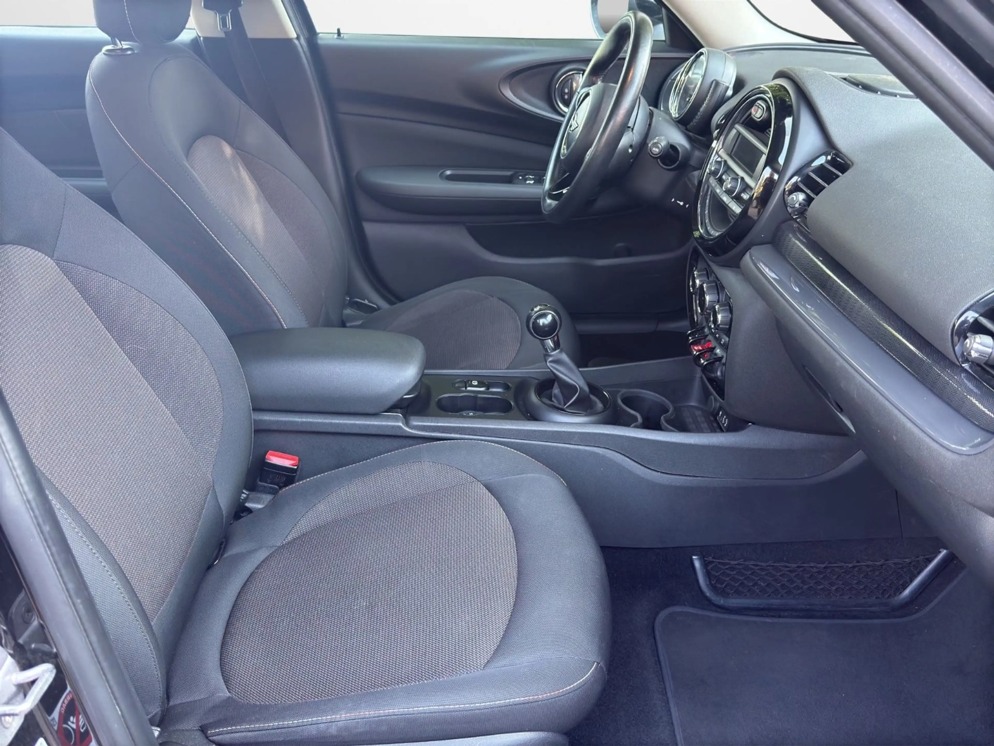 MINI One Clubman — photo 9