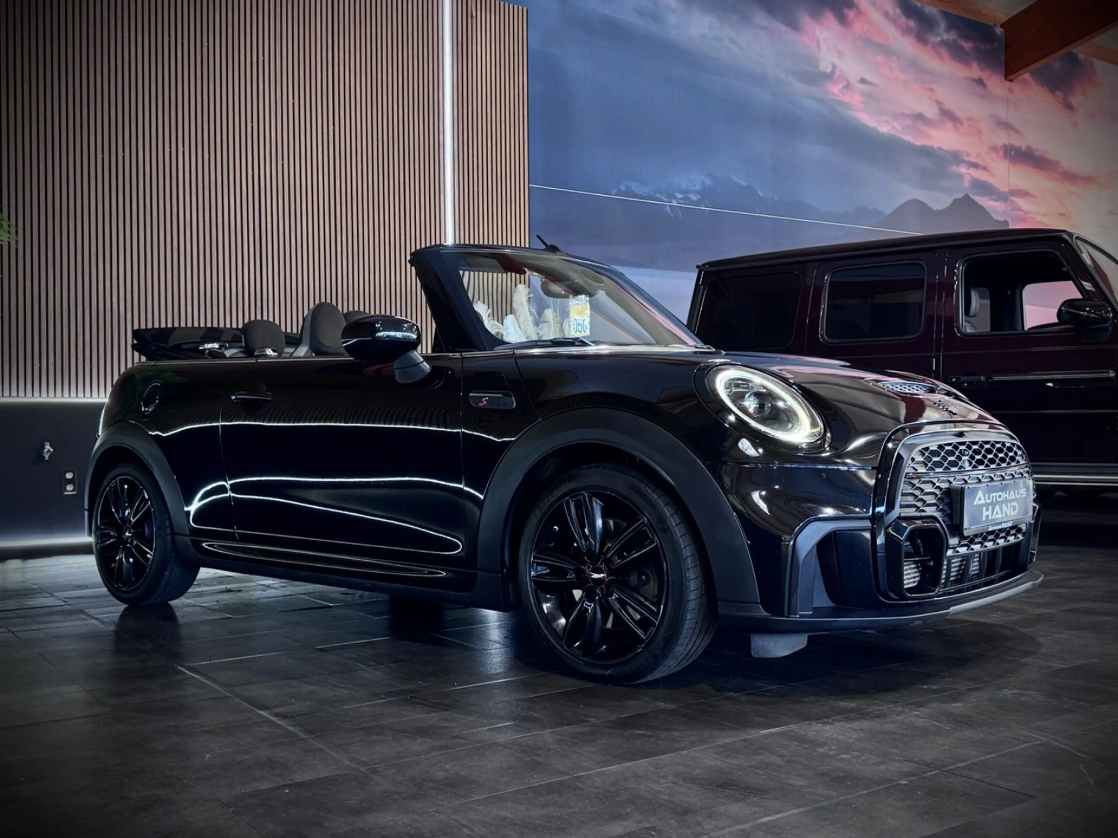 MINI John Cooper Works Cabrio John Cooper Works Trim*1 Hand*LED* — photo 6
