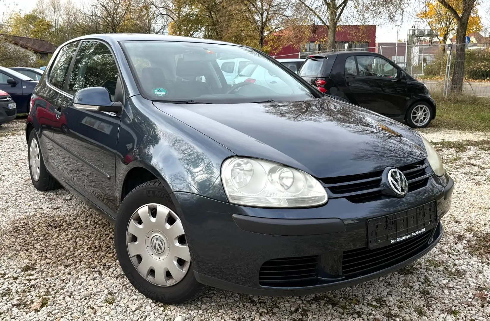 Volkswagen Golf V Lim. Trendline 1.Hand Blau - 1