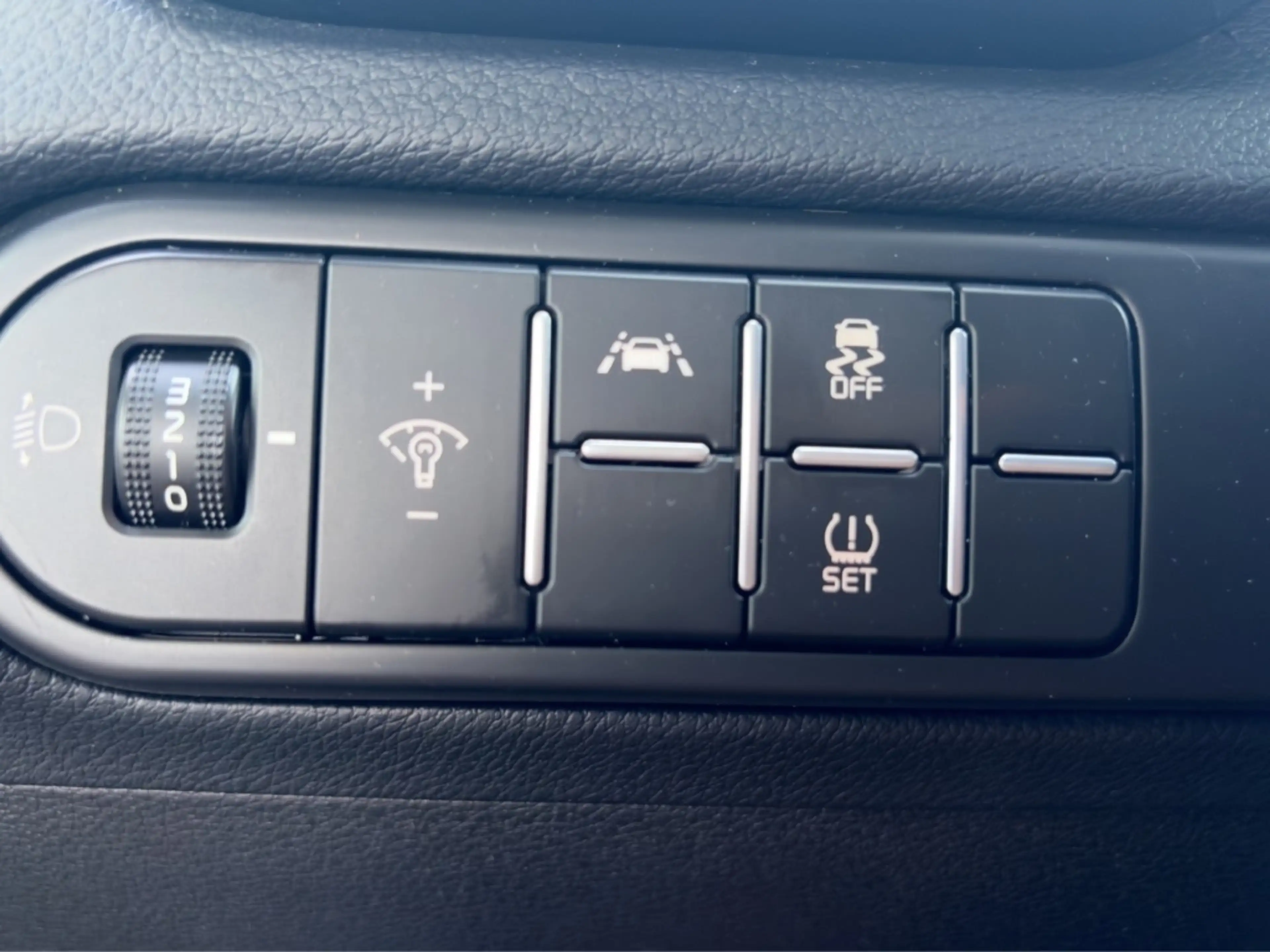 Kia XCeed VISION 1,5 T-GDI *CARPLAY*CAM*SITZHZG* — photo 14