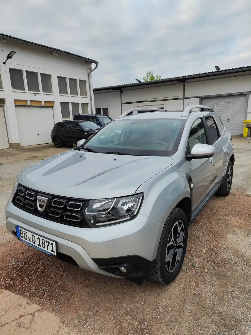 Dacia Duster Prestige Silber - 1