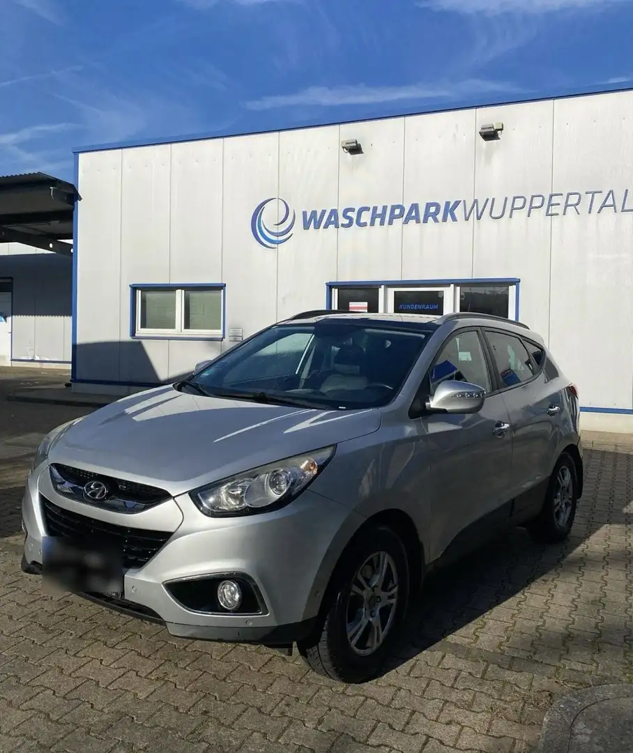 Hyundai iX35 2.0 CRDi 4WD Automatik Premium - 1