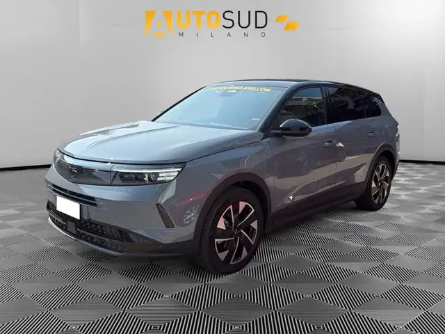 Opel Grandland Nuovo Ultimate Hybrid 145CV Automatico
