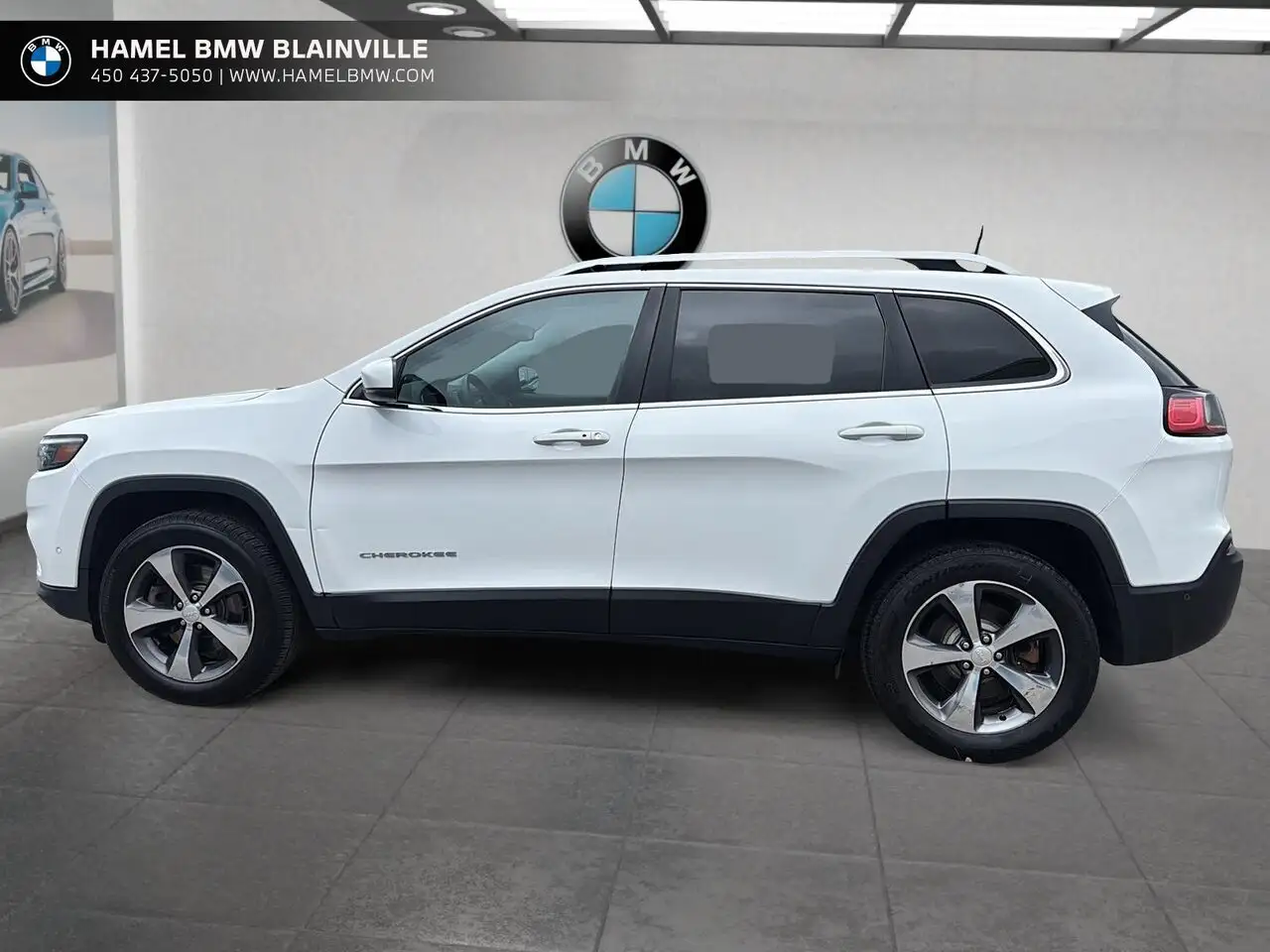 Jeep Cherokee снимка Jeep Cherokee