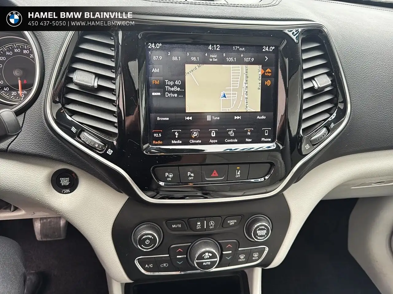 Jeep Cherokee снимка Jeep Cherokee
