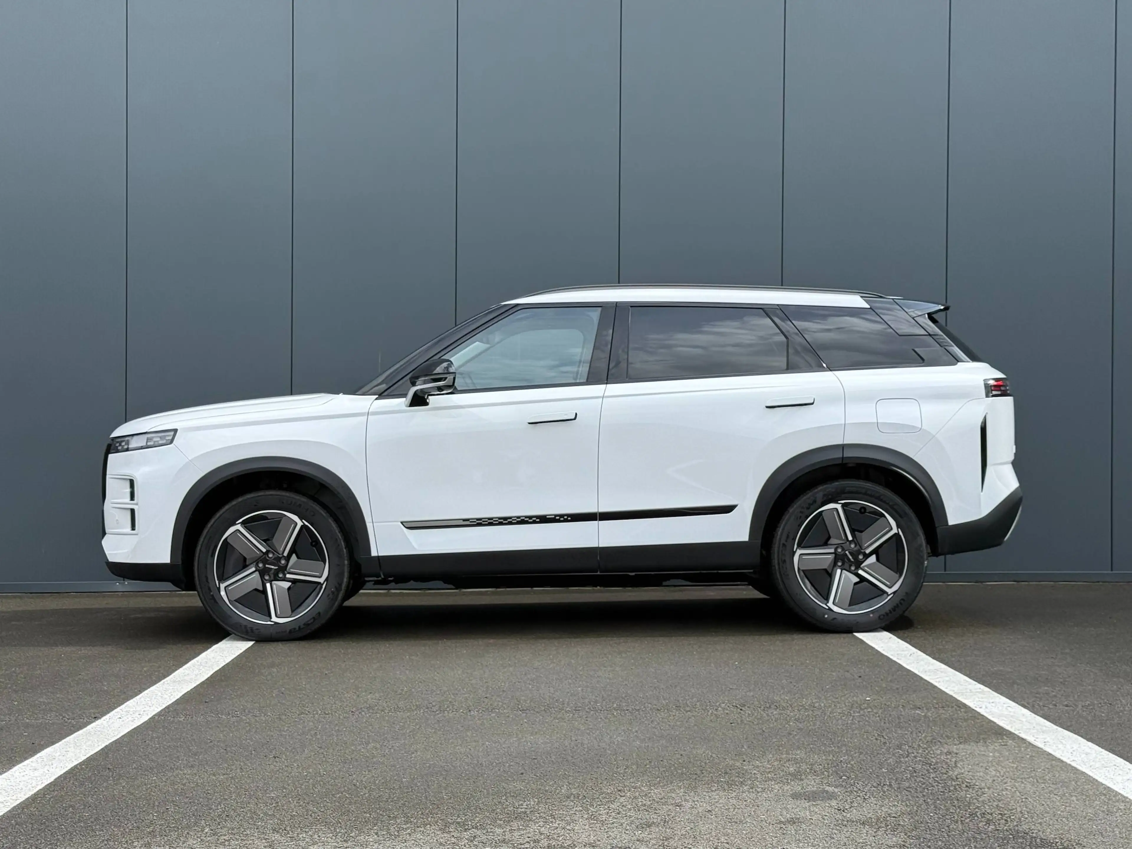 Jaecoo J7 PHEV Exclusive — photo 2