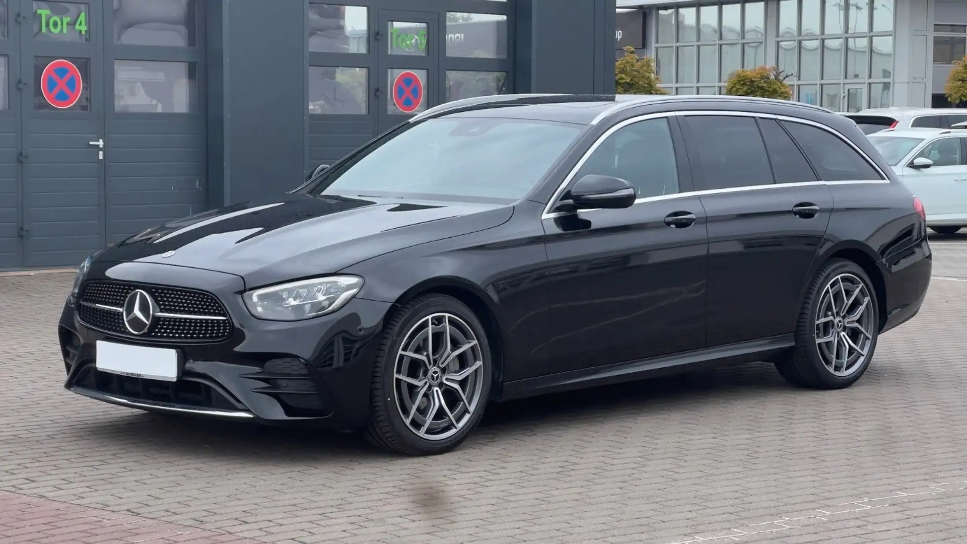 Mercedes-Benz E 200 MIETKAUF*E 200 T-Modell AMG Line*MIETKAUF Schwarz - 1