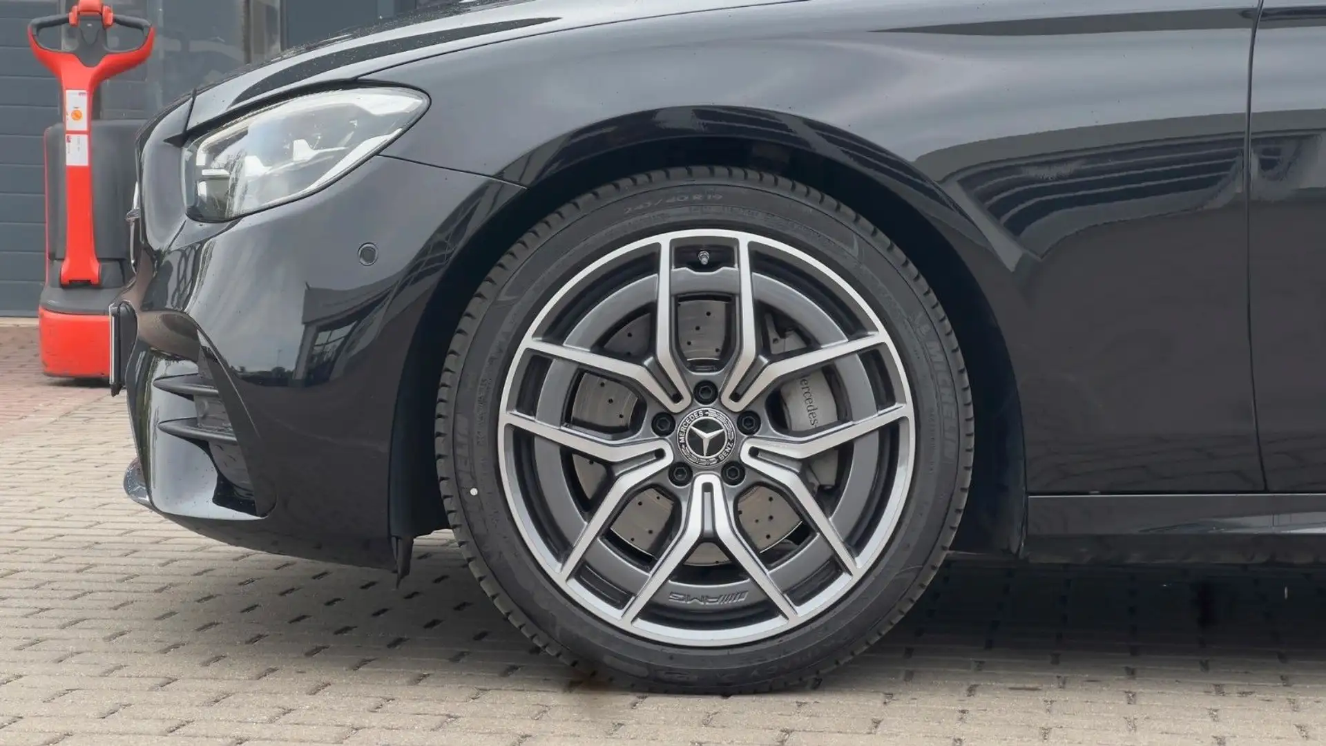 Mercedes-Benz E 200 MIETKAUF*E 200 T-Modell AMG Line*MIETKAUF Schwarz - 2