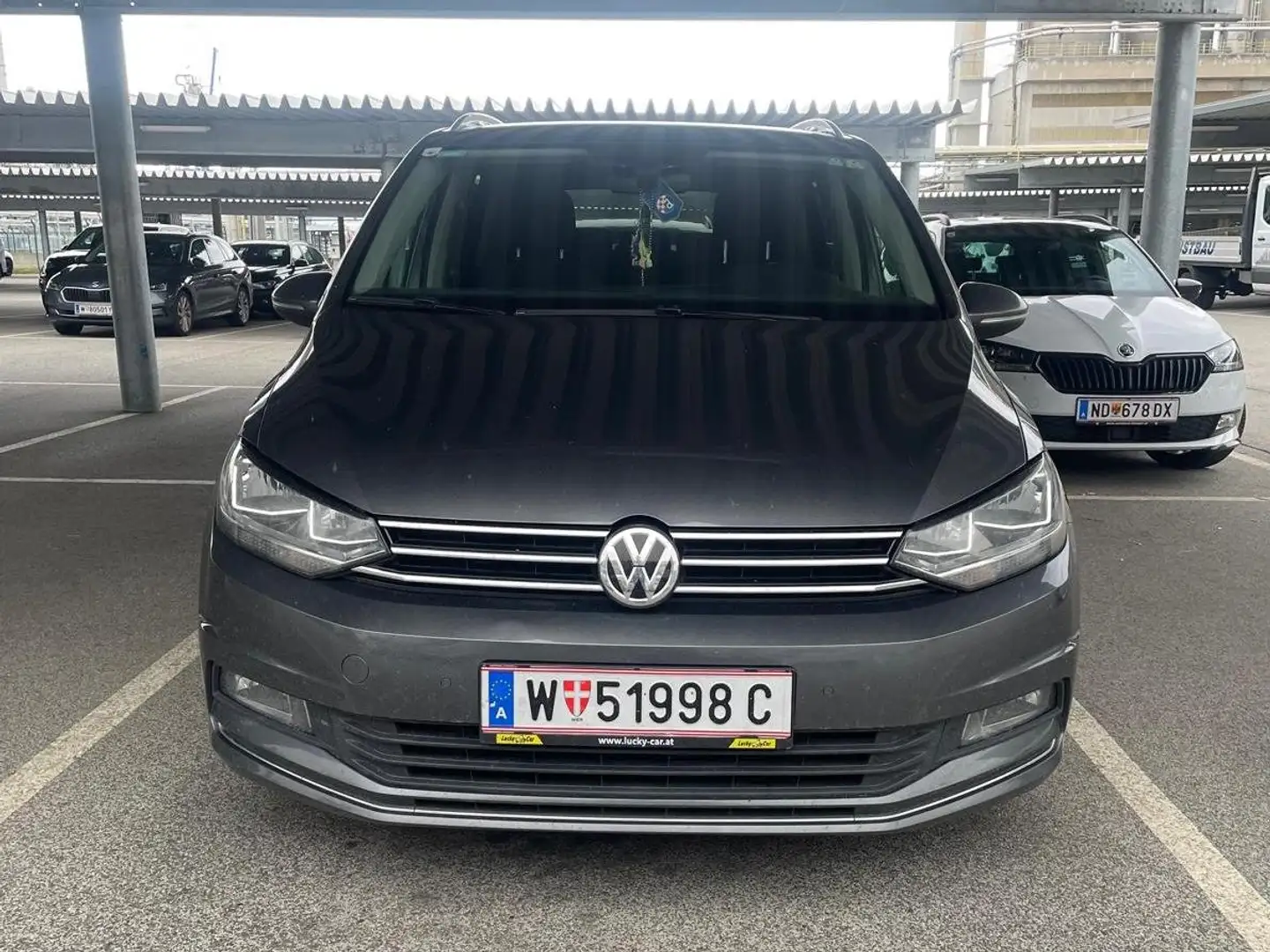 Volkswagen Touran Touran Comfortline 2,0 BMT TDI Comfortline Grau - 2