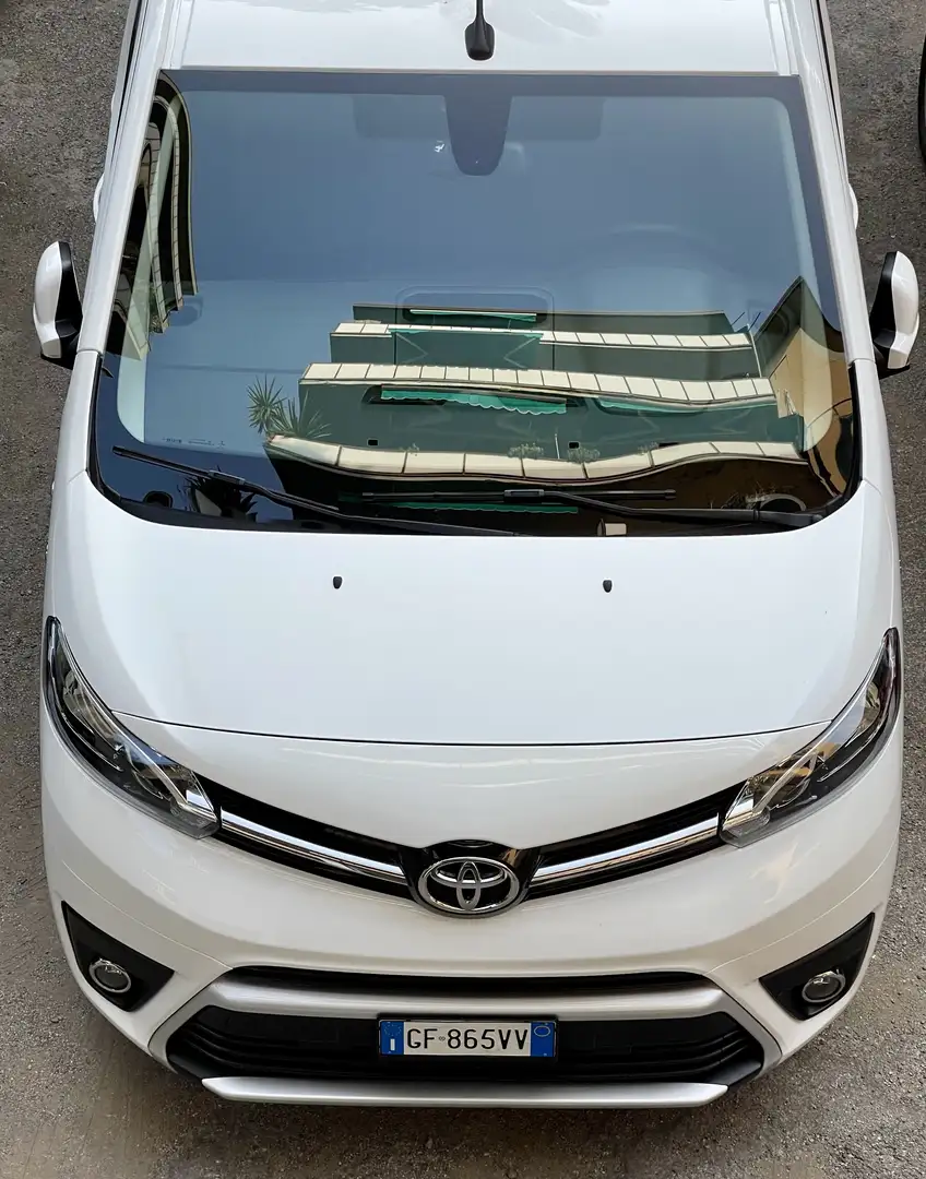 Toyota Proace verso 75kw 9 posti Bianco - 1