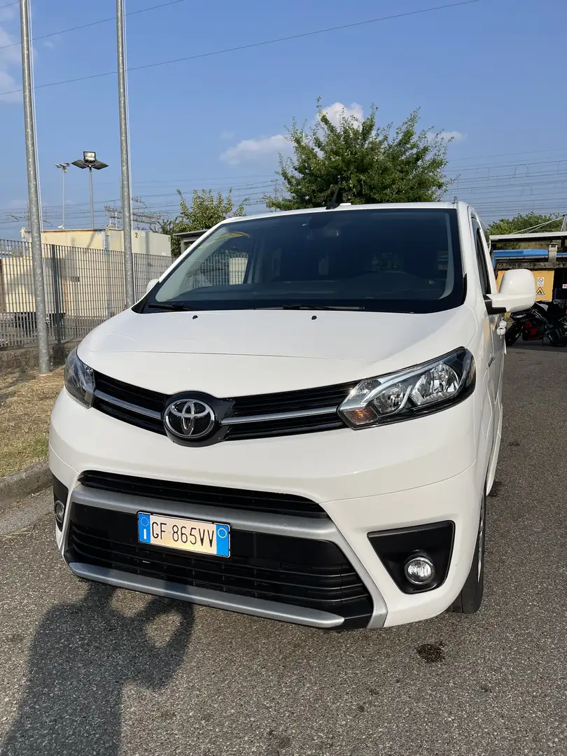 Toyota Proace verso 75kw 9 posti Bianco - 2