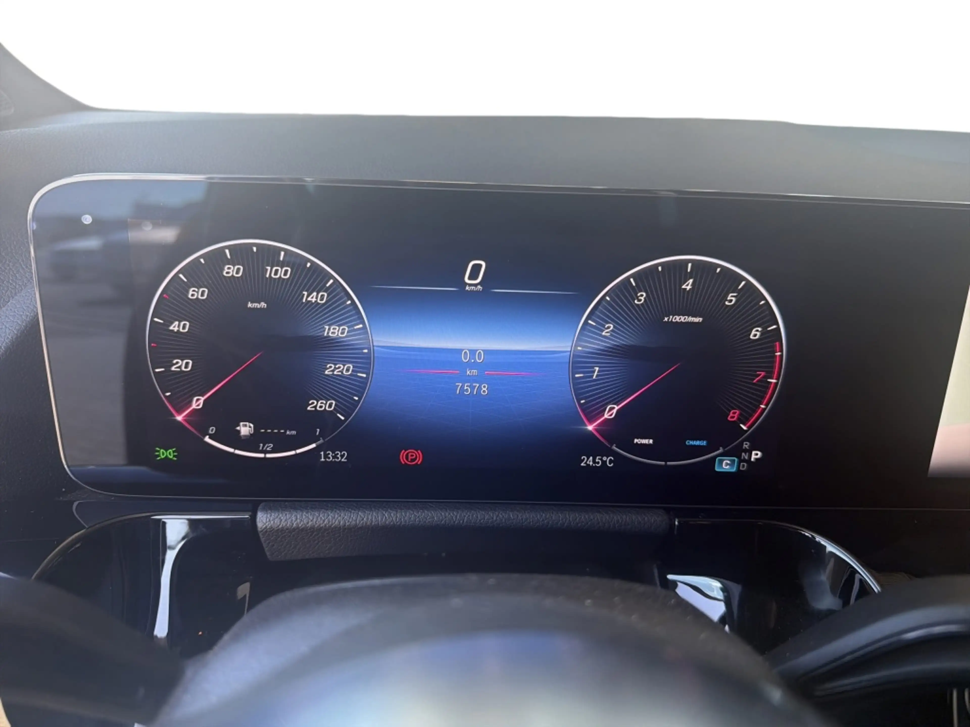 Mercedes-Benz GLA 180 Edition Progressive 360 Keyless-GO 360 — photo 9