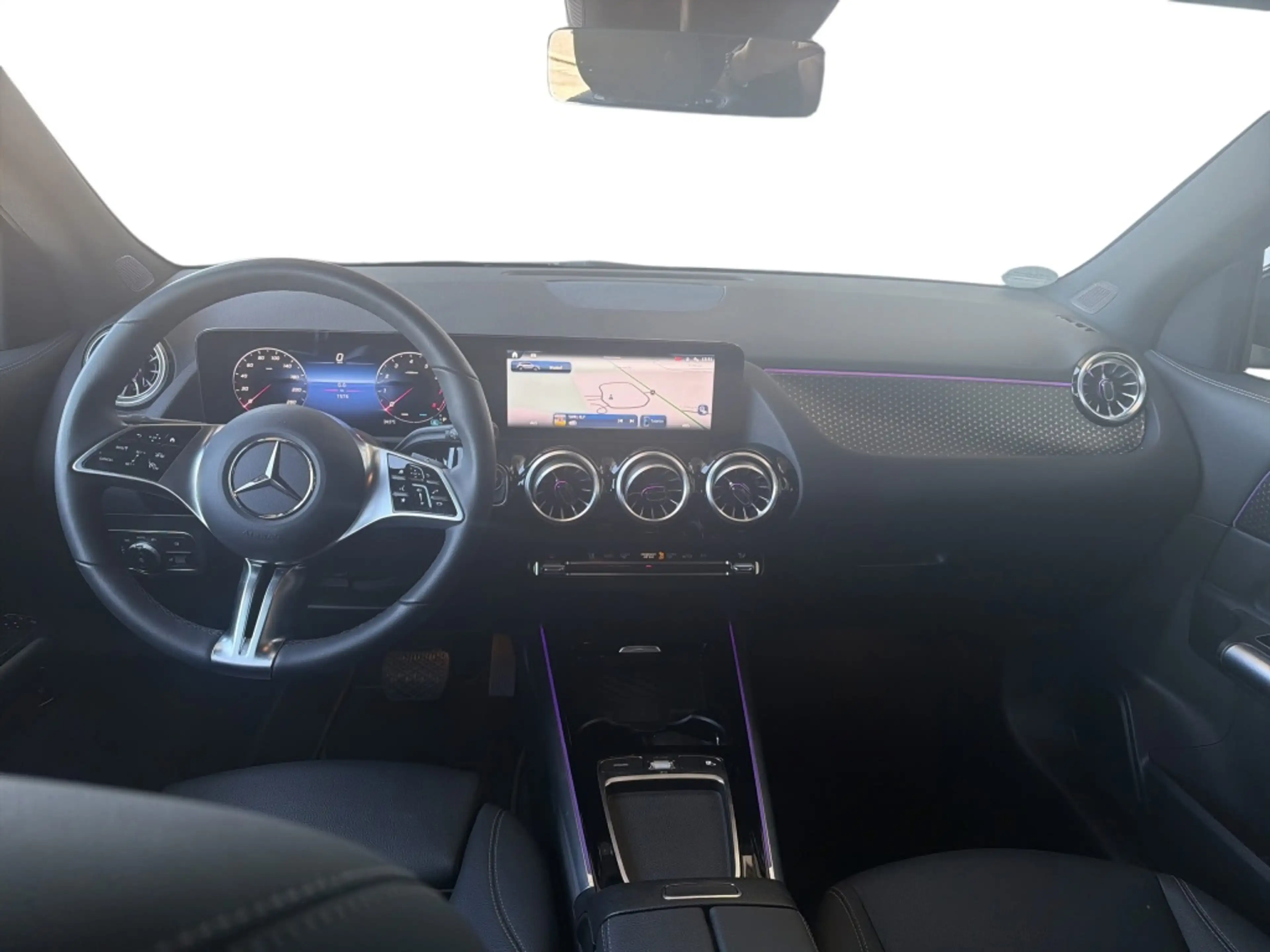 Mercedes-Benz GLA 180 Edition Progressive 360 Keyless-GO 360 — photo 7