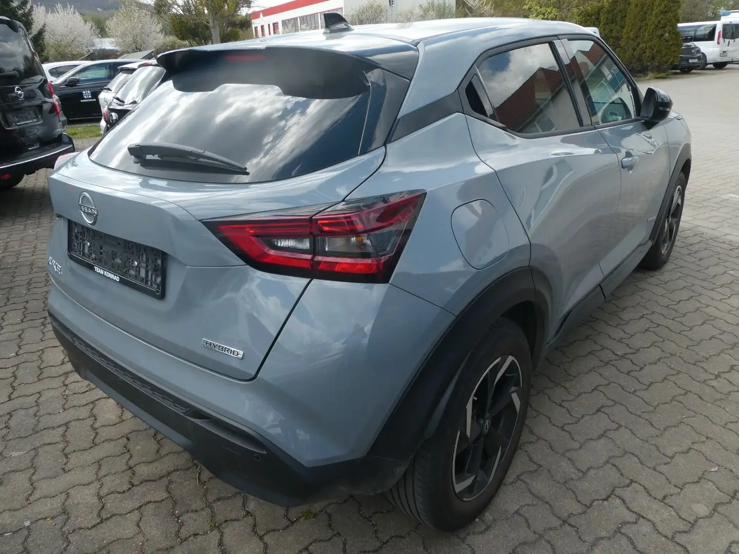 Nissan Juke Hybrid N-Connecta Szürke - 2