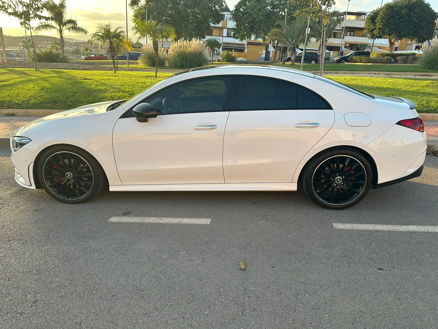 Mercedes-Benz CLA 200 CLA Shooting Brake 200 7G-DCT Blanco - 1