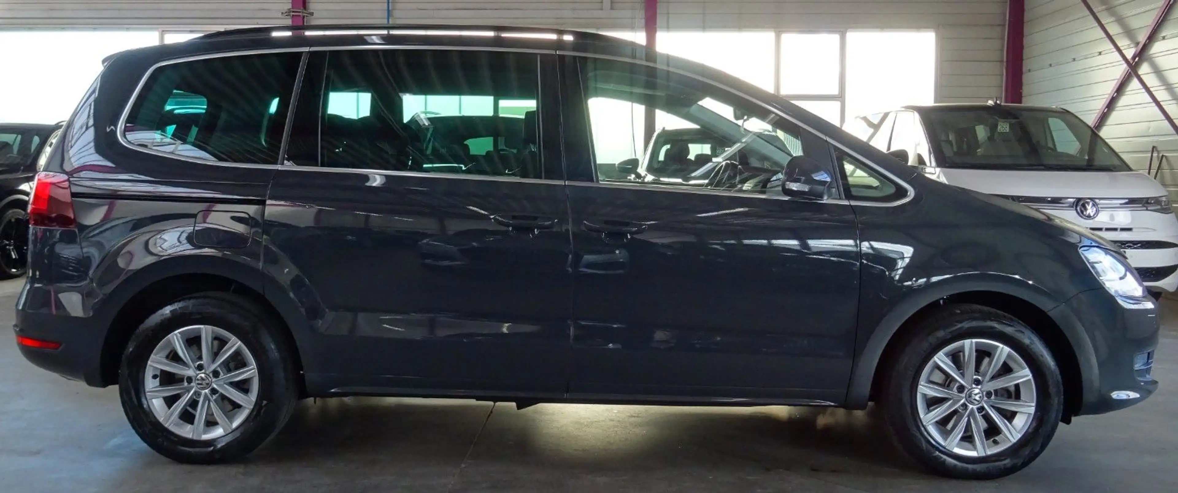 Volkswagen Sharan SHARAN 1.4 TSI CL.*AHK*ACC*2xKi.Si*CAM*TWA*LED* — photo 5