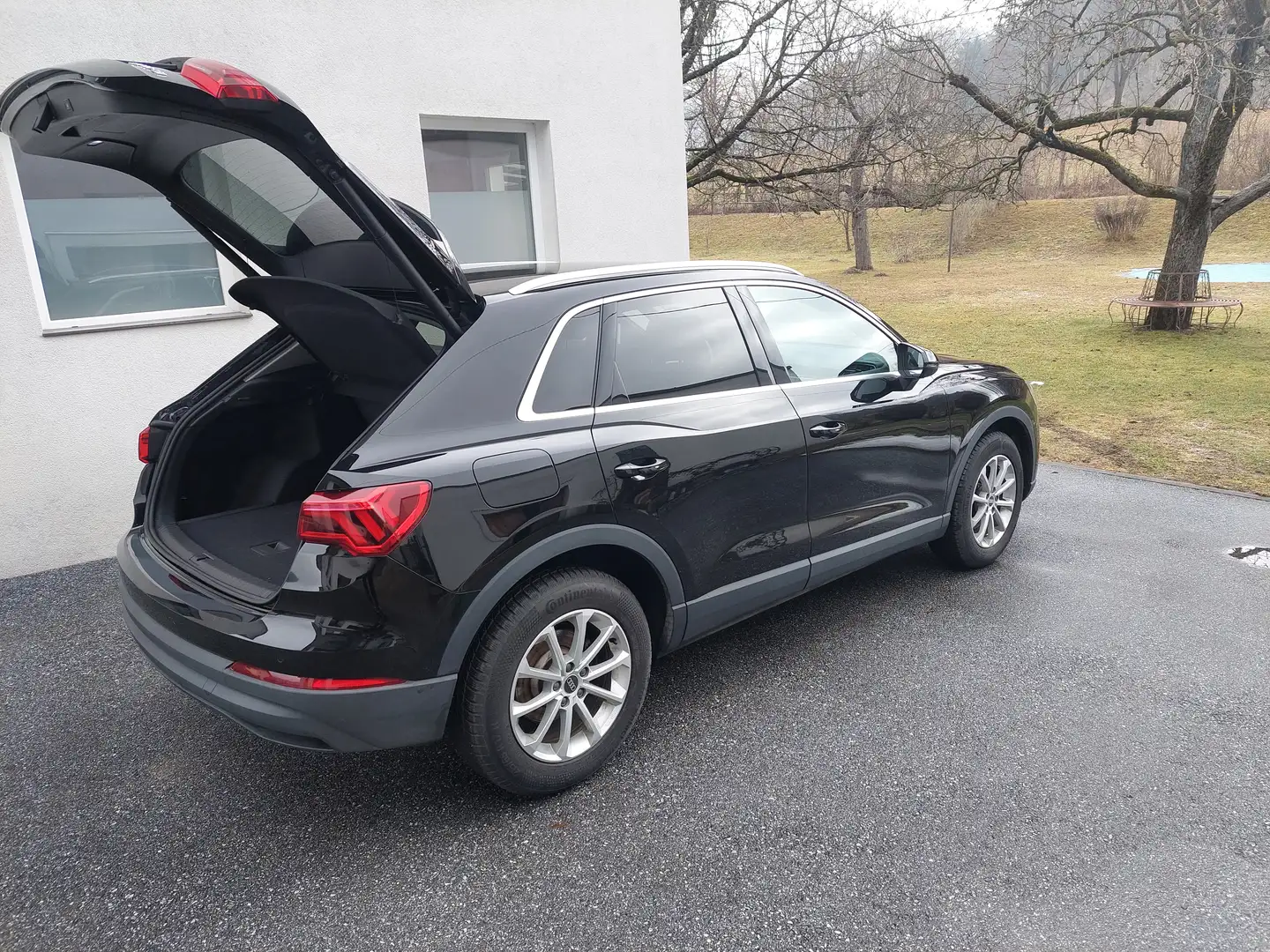 Audi Q3 Q3 35 TFSI S tronic Schwarz - 2