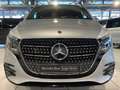 Mercedes-Benz V 300 d 4MATIC AVANTGARDE L STHZG SOUND AMG 360 Silber - thumbnail 3
