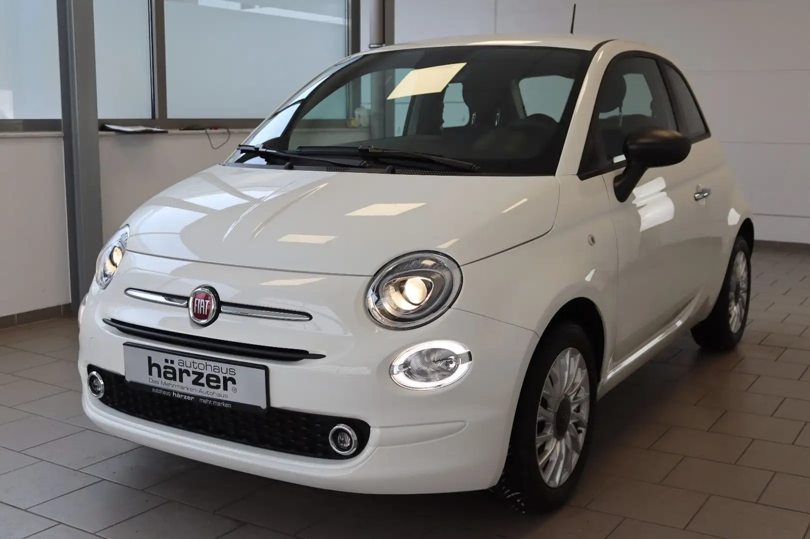 Fiat 500 1.0 GSE Dolcevita *Navi*PDC*Klimaaut.*ALU* Weiß - 2