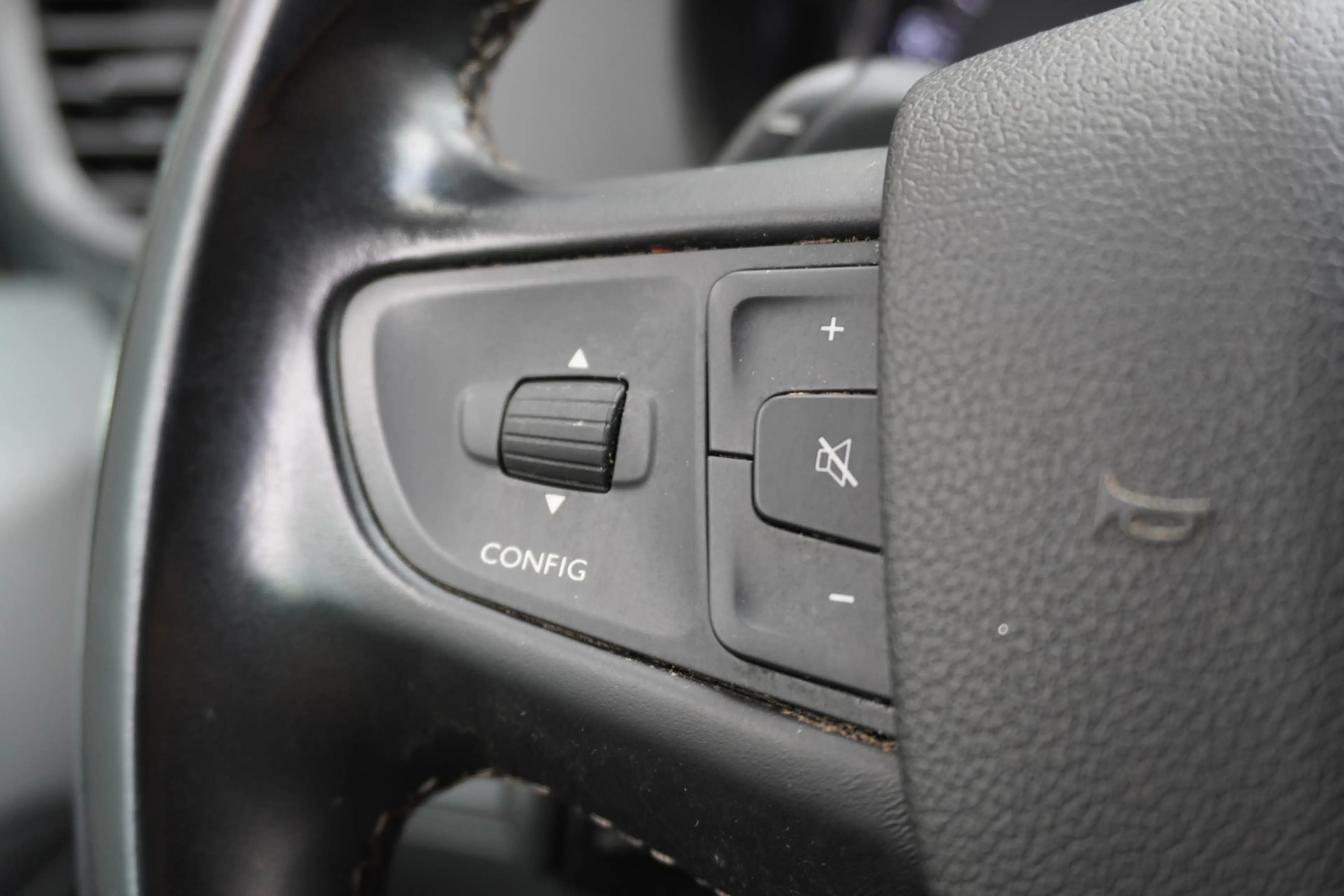 Peugeot Expert 2.0 BlueHDI 145PK Automaat EURO 6 - Airco - Cruise — photo 15