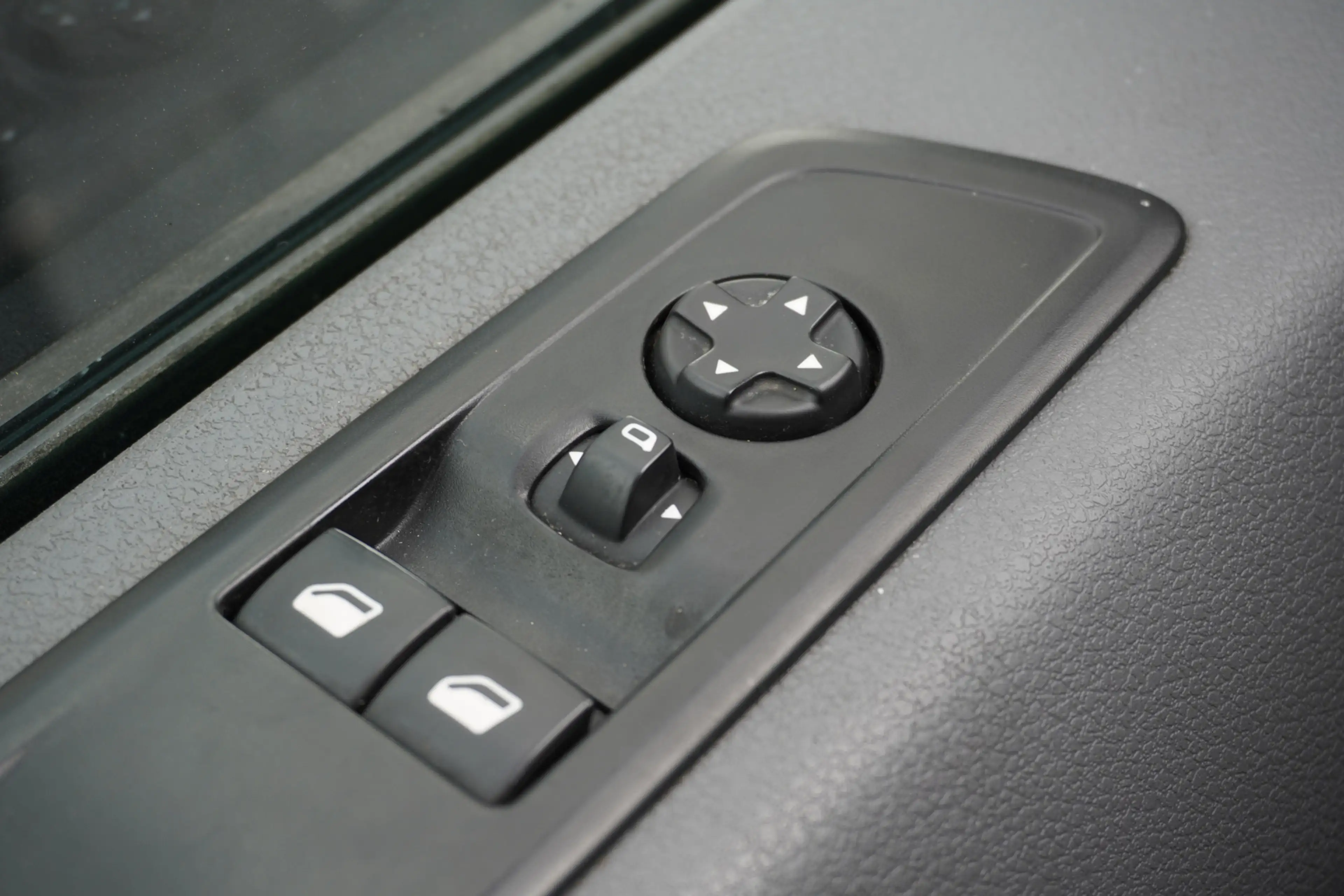 Peugeot Expert 2.0 BlueHDI 145PK Automaat EURO 6 - Airco - Cruise — photo 19