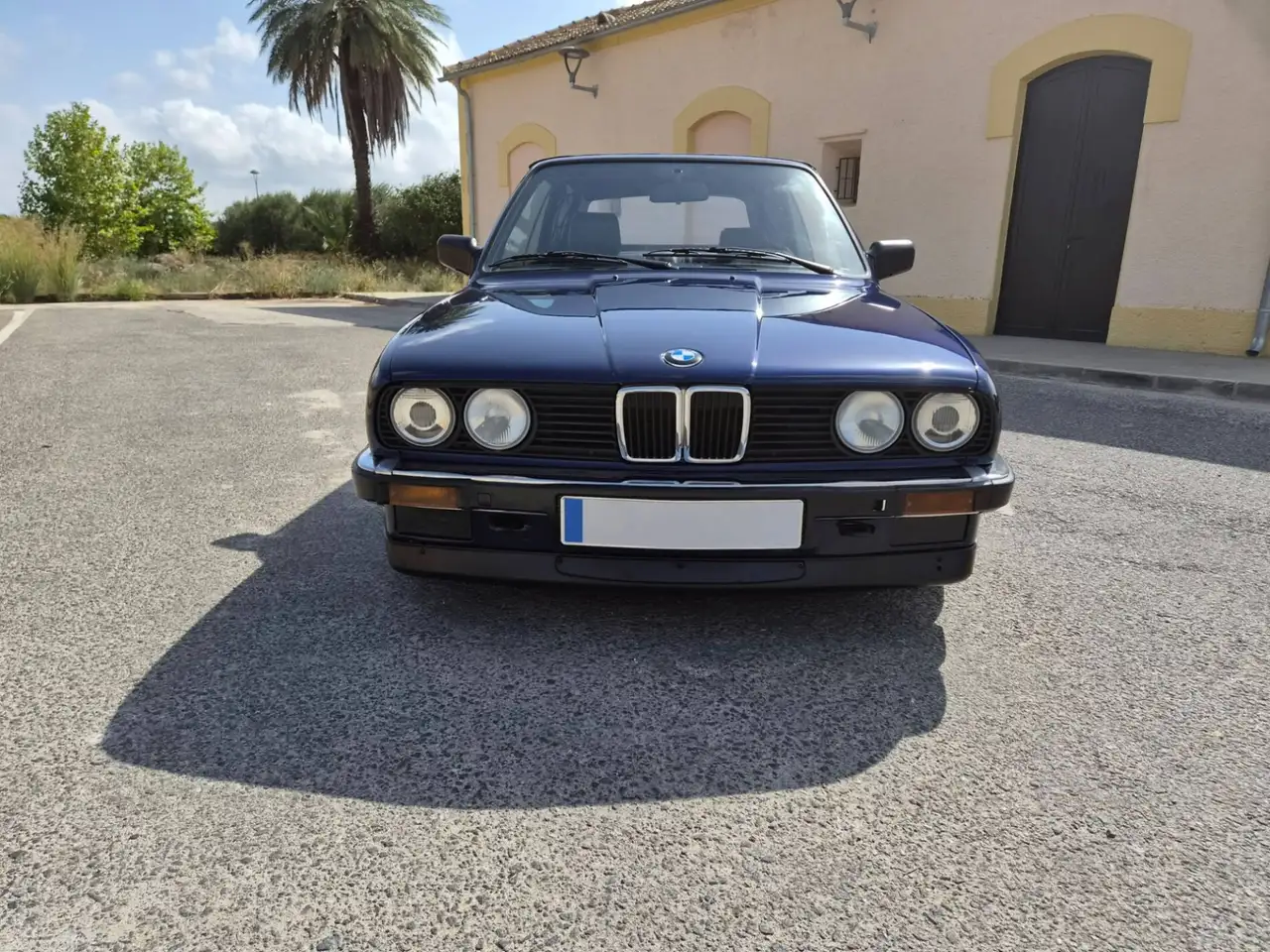 BMW 320i, foto 8