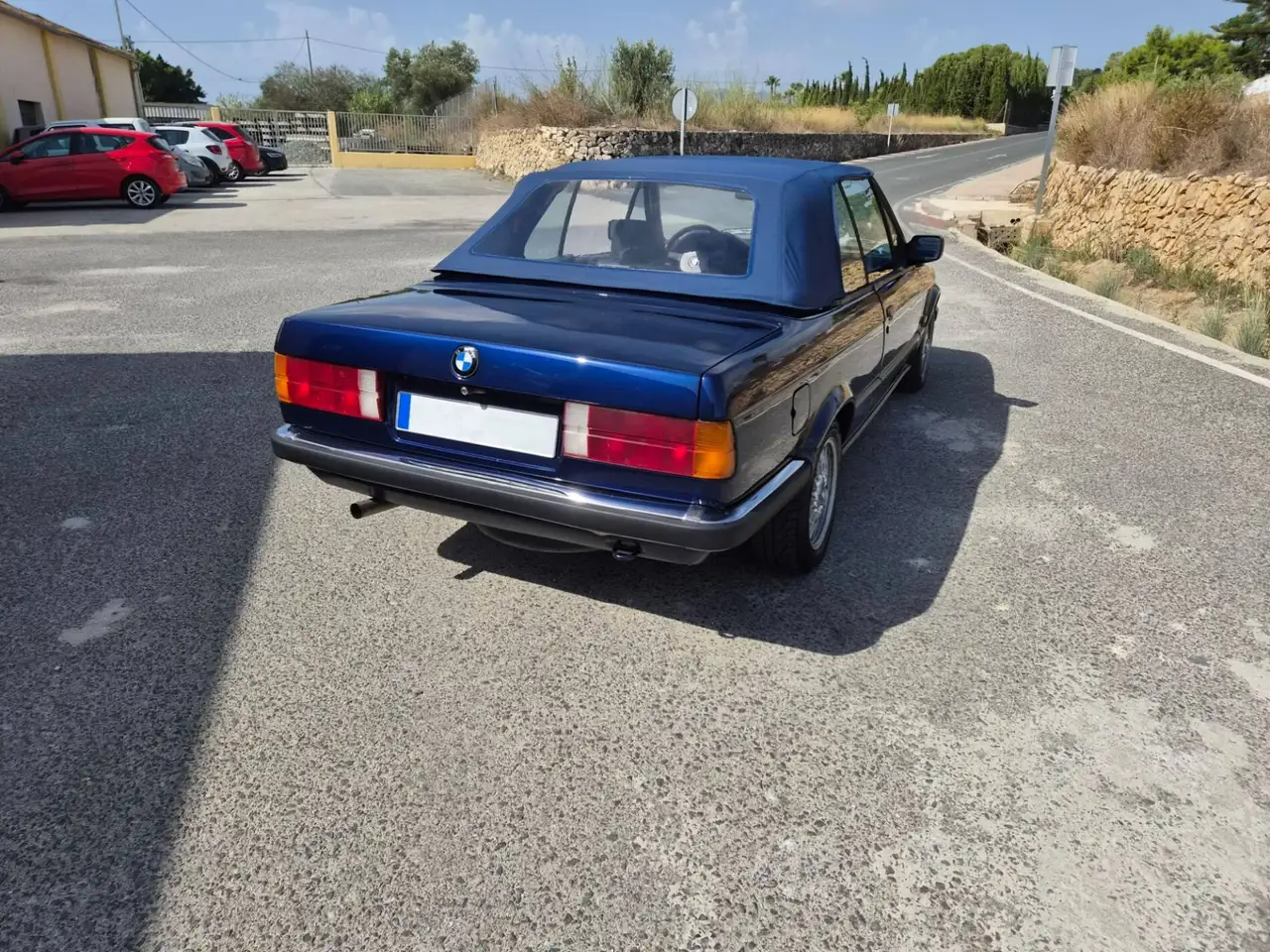 BMW 320i, foto 5