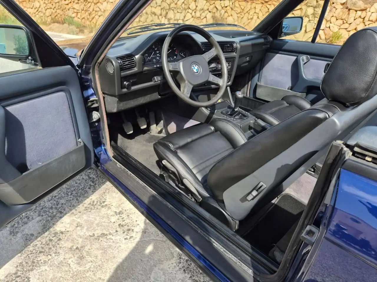 BMW 320i, foto 11