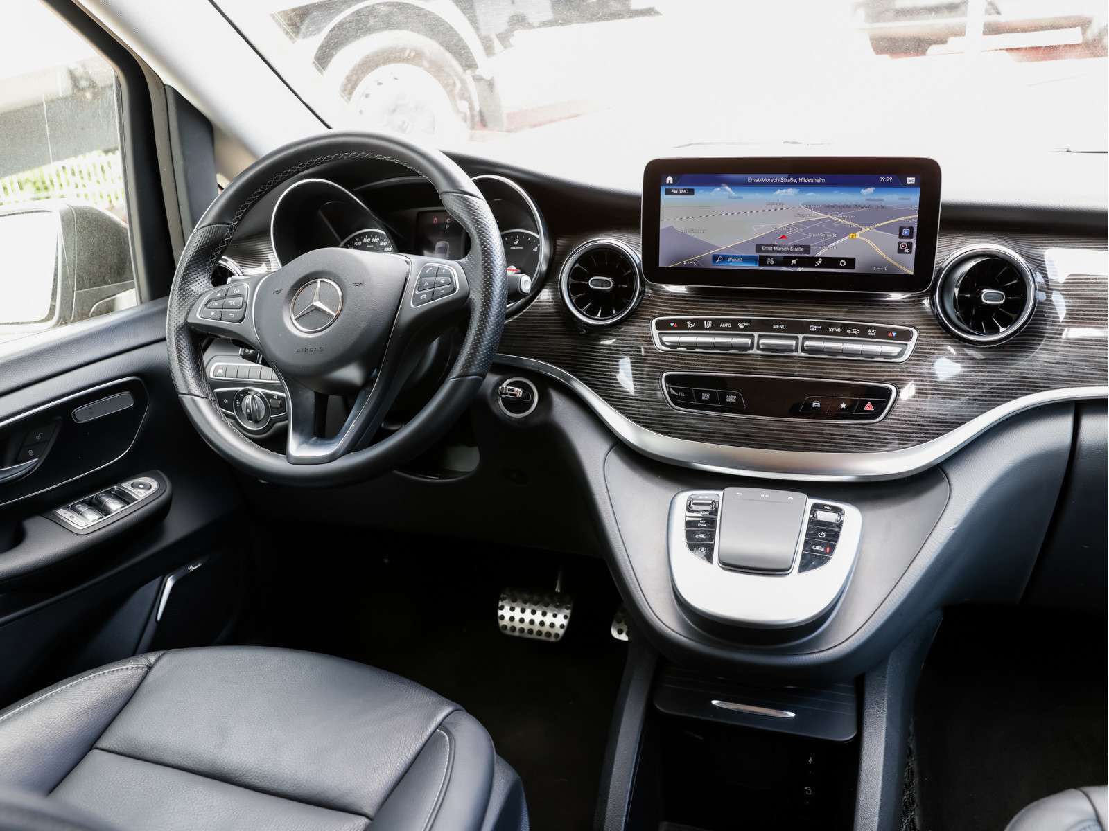 Mercedes-Benz V 300