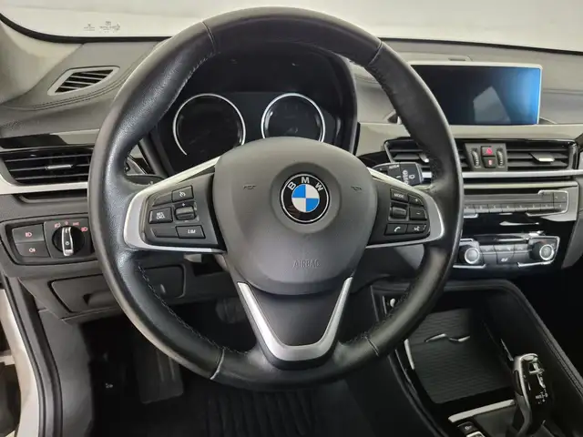 BMW X1 view 10