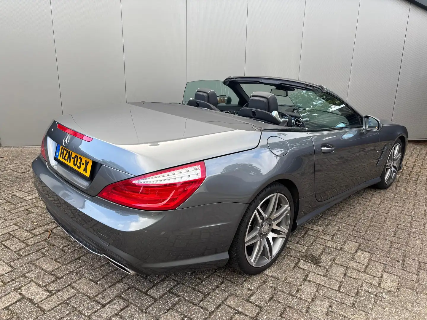 Mercedes-Benz SL 400 AMG Styling | Leder | Bi-Xenon Gris - 2