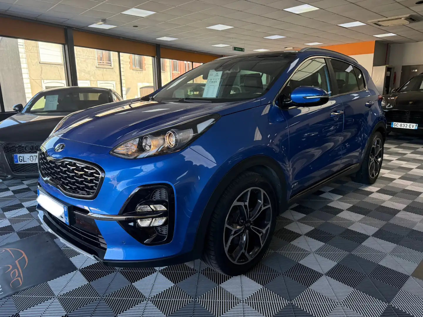 Kia Sportage Design 4WD DCT Bleu - 2