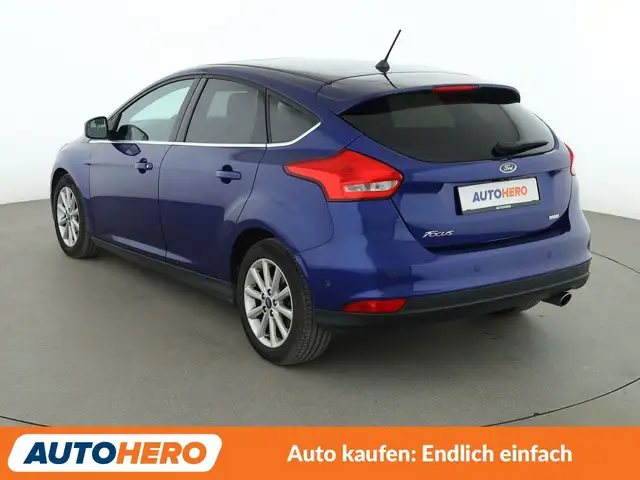 Ford Focus view 4