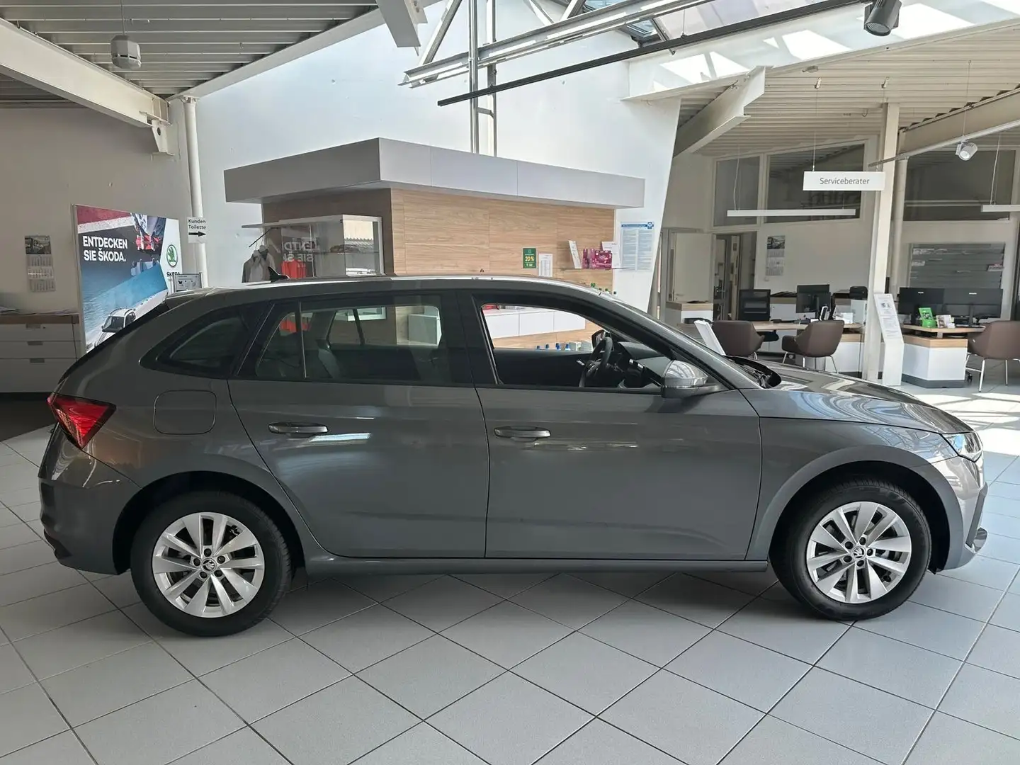 Skoda Scala Selection 1.0 TSI DSG NAVI, ACC, KAMERA Šedá - 2