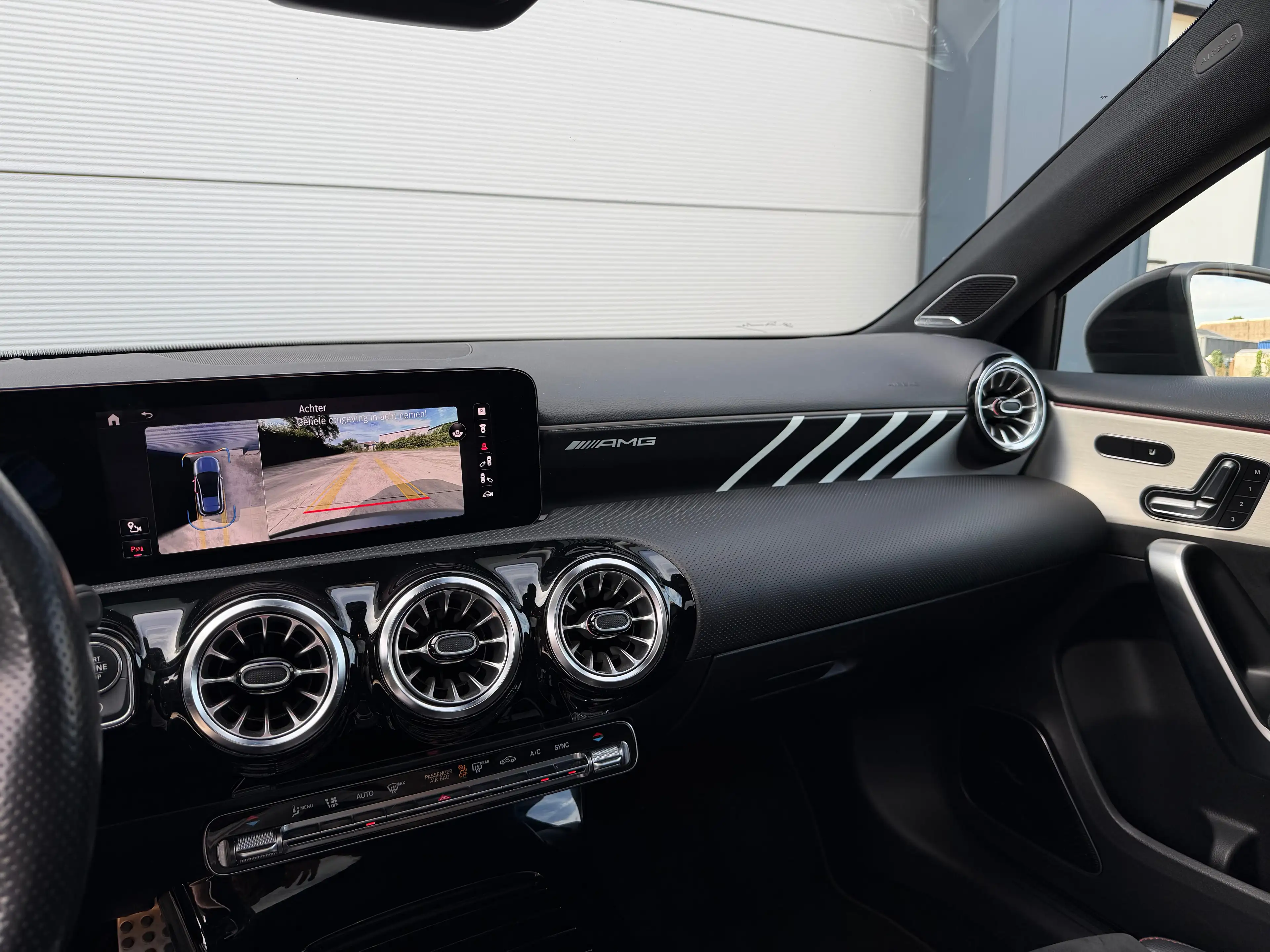 Mercedes-Benz A 35 AMG A 35 AMG 4-Matic (EU6AP) — photo 11