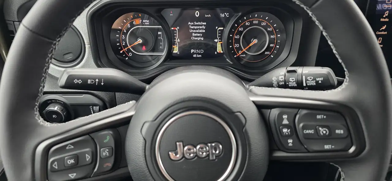 Jeep Wrangler снимка Jeep Wrangler