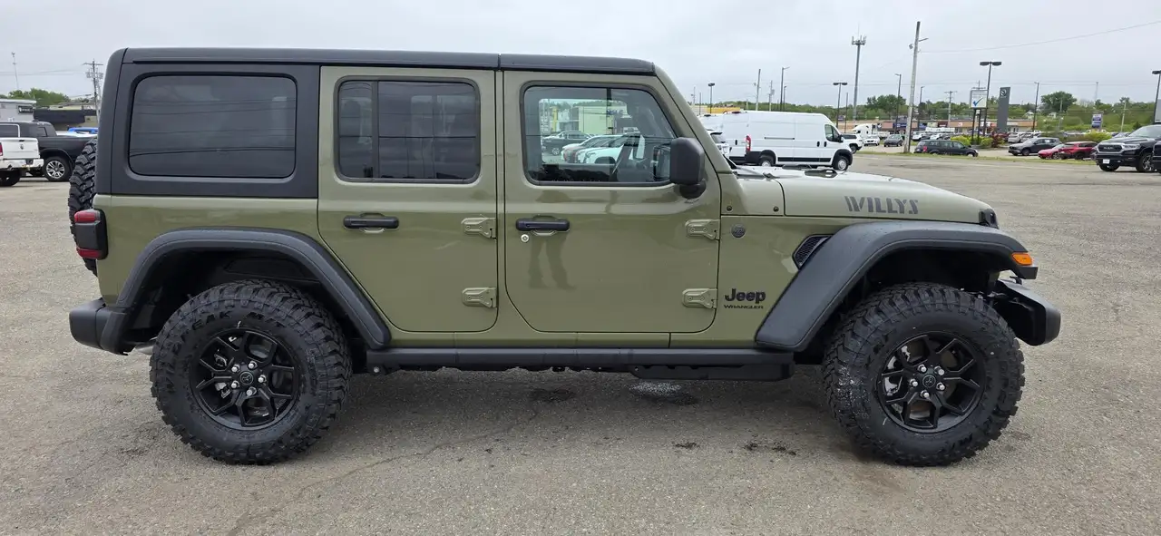 Jeep Wrangler снимка Jeep Wrangler