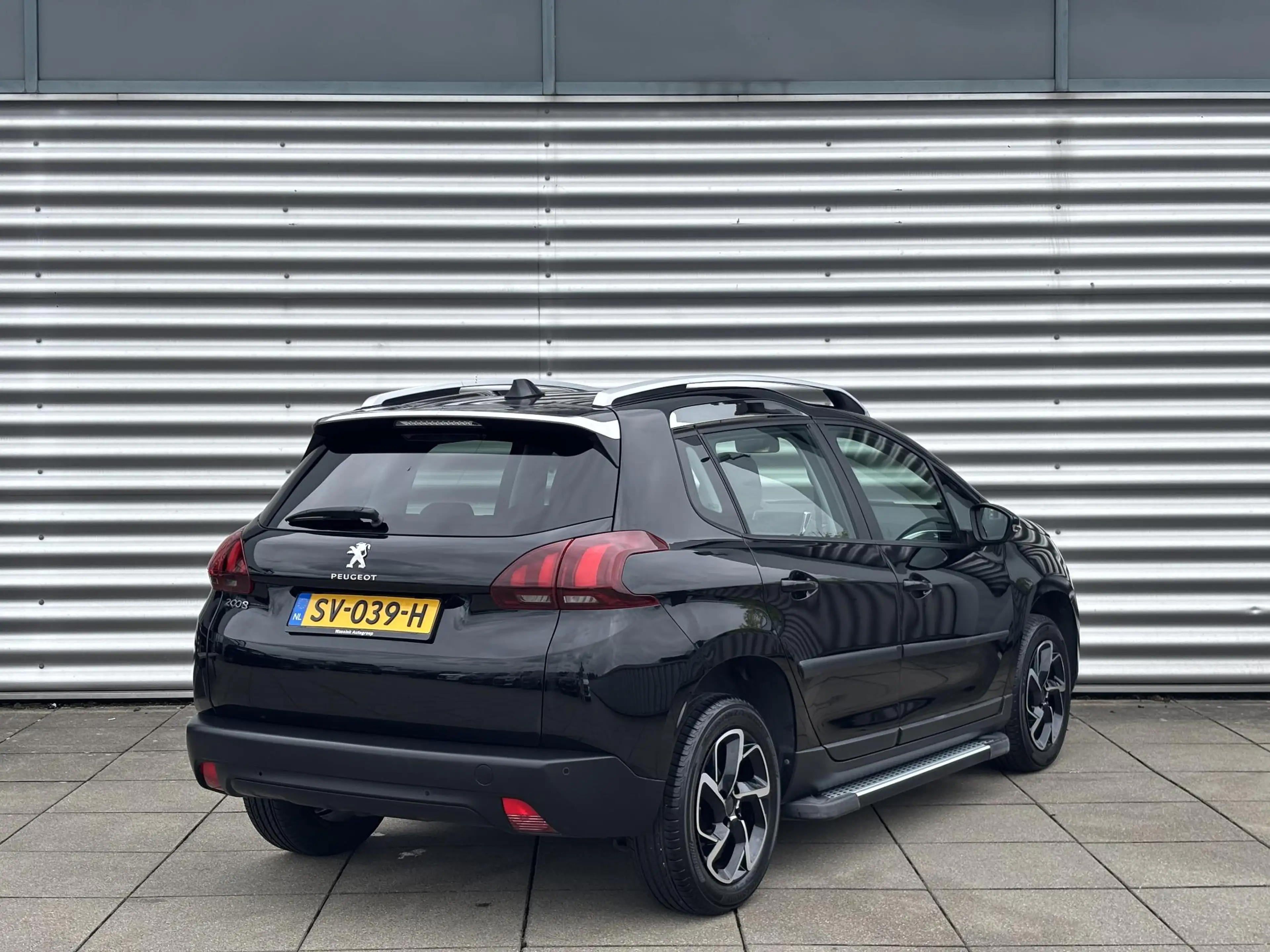 Peugeot 2008 1.2 110 pk Blue Lion | Handgeschakeld | Cruise Con — photo 5