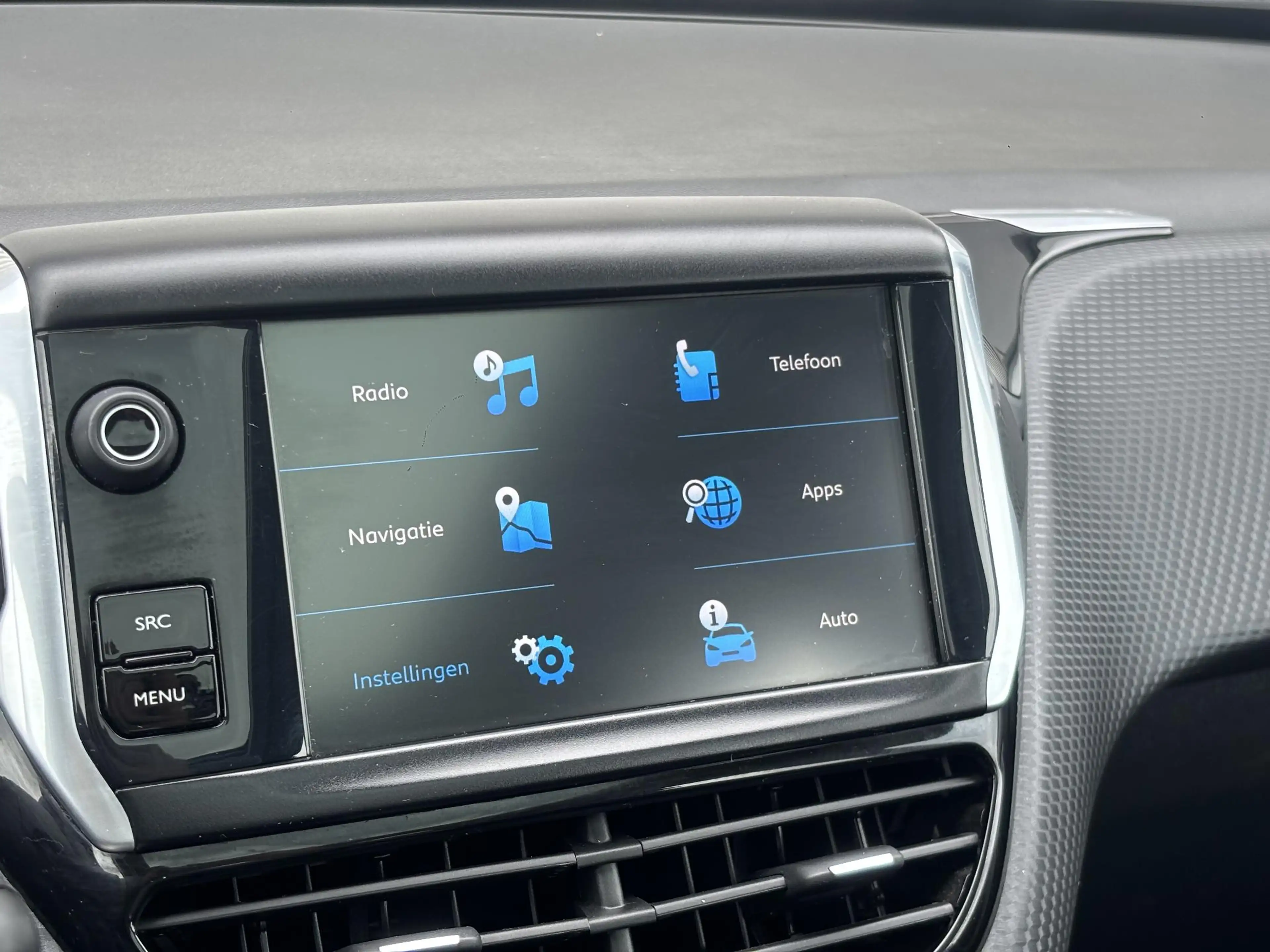 Peugeot 2008 1.2 110 pk Blue Lion | Handgeschakeld | Cruise Con — photo 14