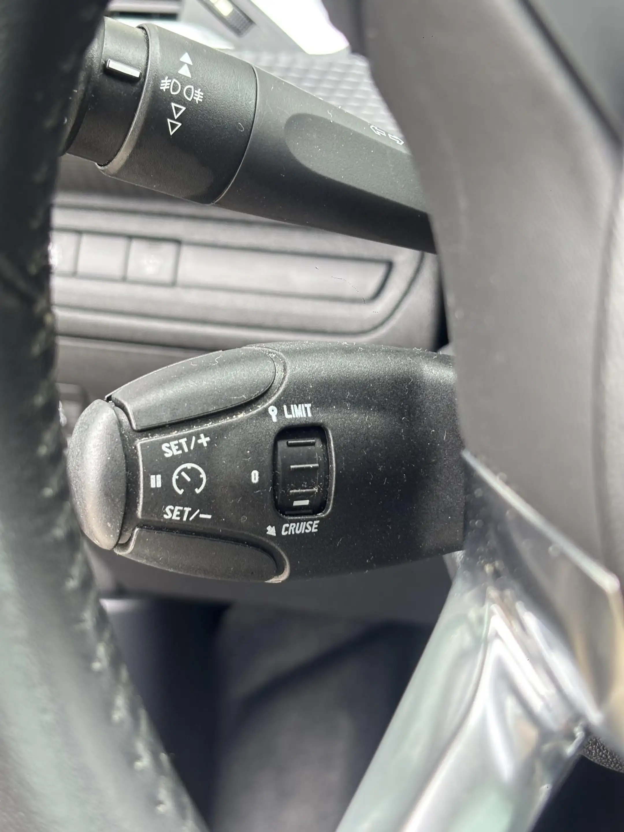 Peugeot 2008 1.2 110 pk Blue Lion | Handgeschakeld | Cruise Con — photo 12