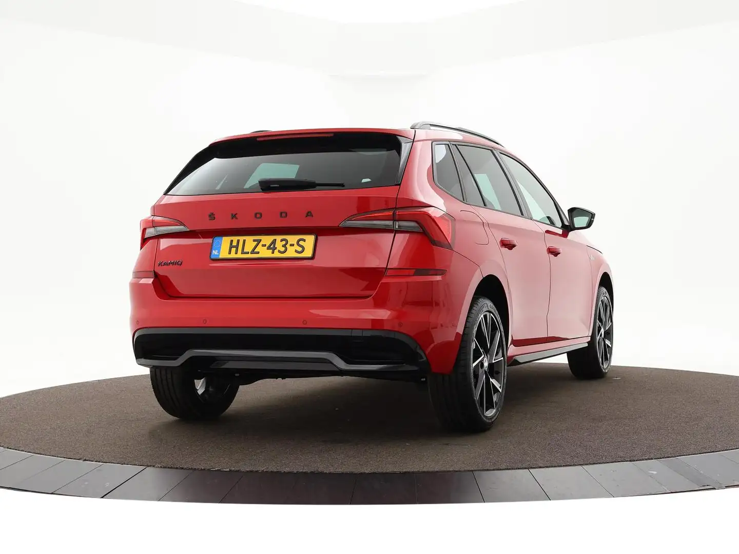 Skoda Kamiq 1.0 Tsi 110pk Monte Carlo · Keyless · Apple/Androi Rood - 2