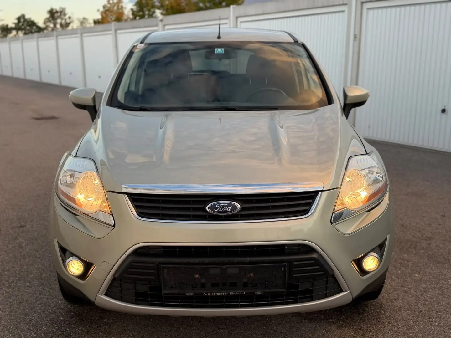 Ford Kuga 2,0 Trend TDCI Pickerl 03/2027 - 2