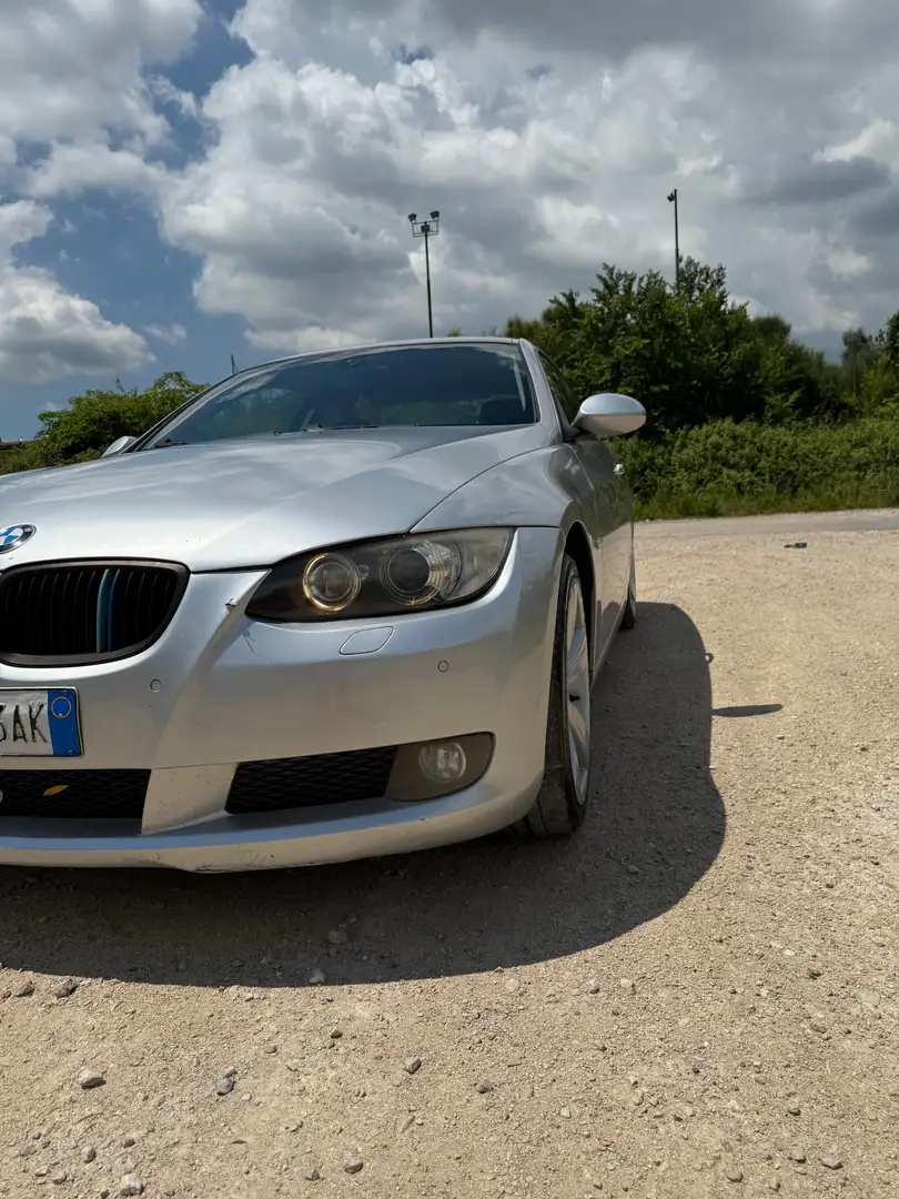 BMW 320 Serie 3 E92 Coupe 320d Coupe Eletta 177cv Argento - 1