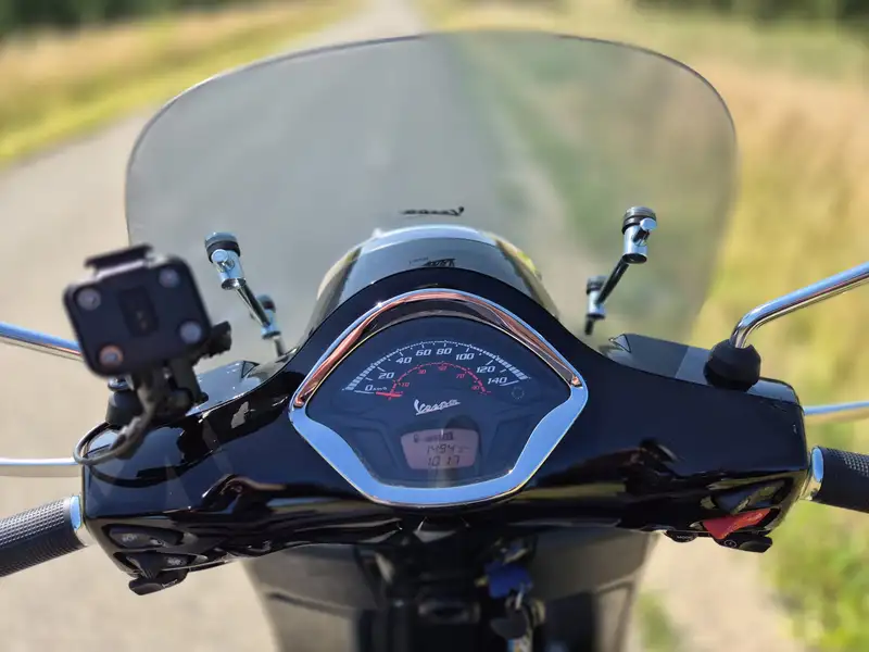 Vespa GTS 300 - foto 4